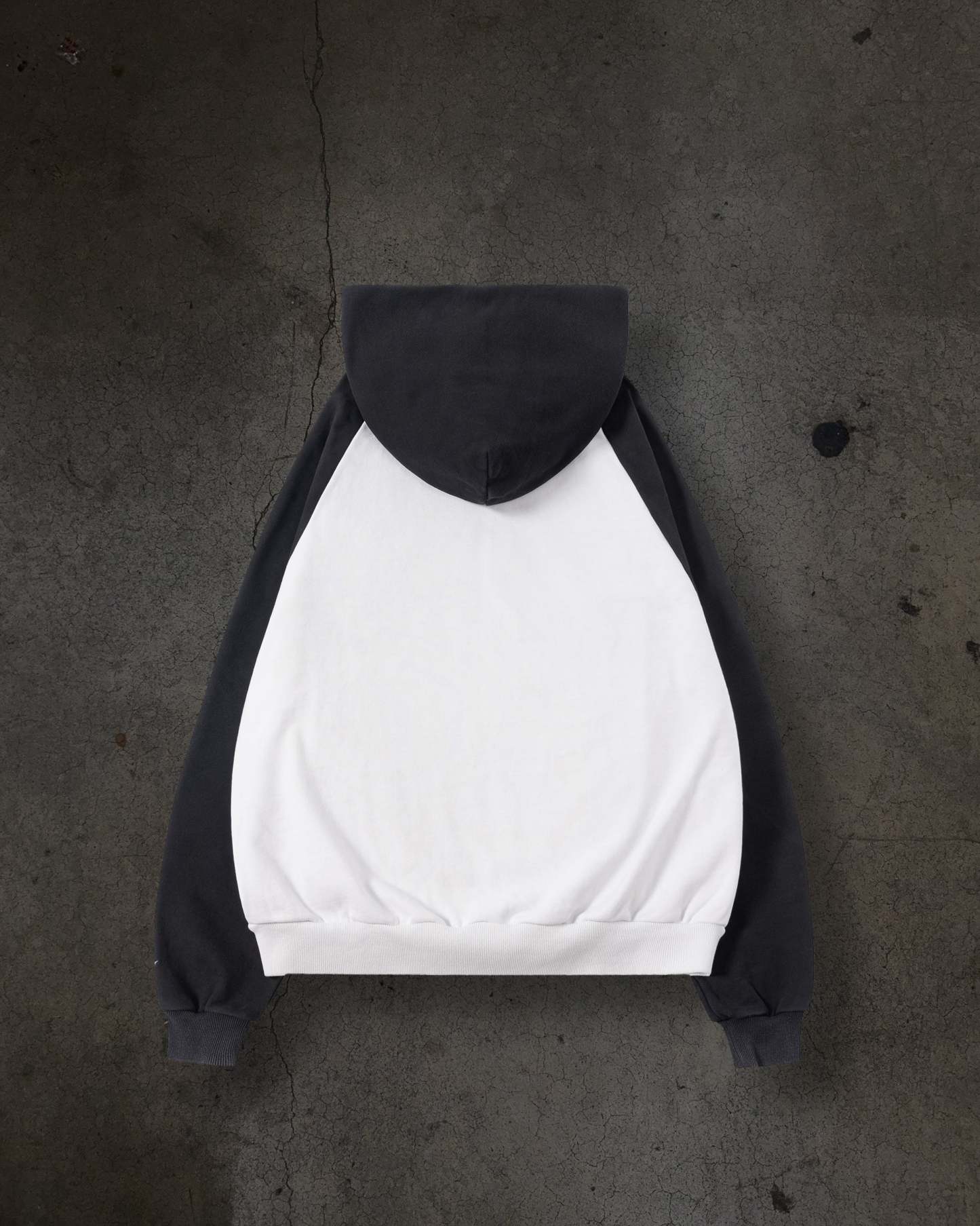 SUMMIT ZIPUP (WHITE)-IYAMIUIO