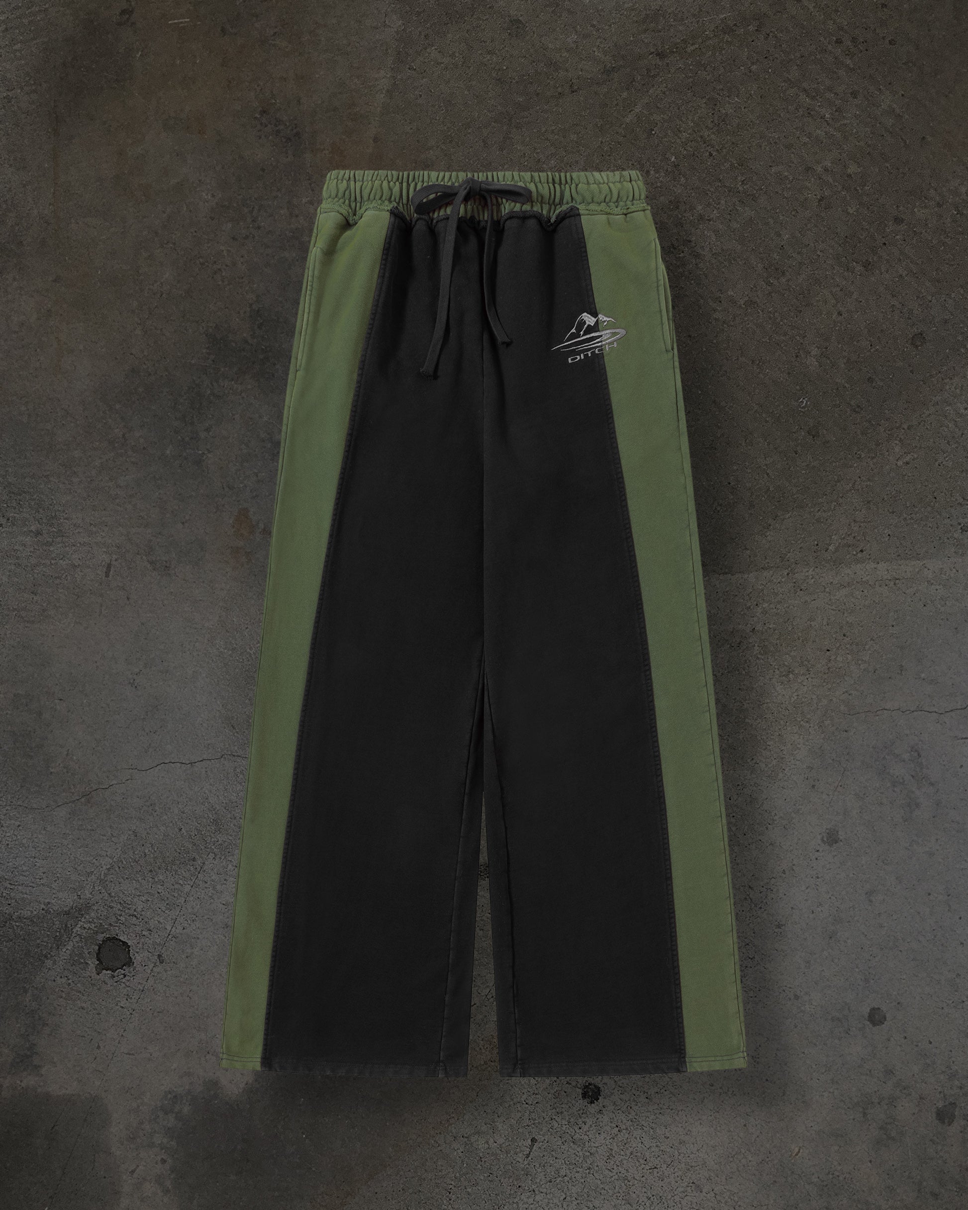 SUMMIT SWEATS (PINE)-IYAMIUIO