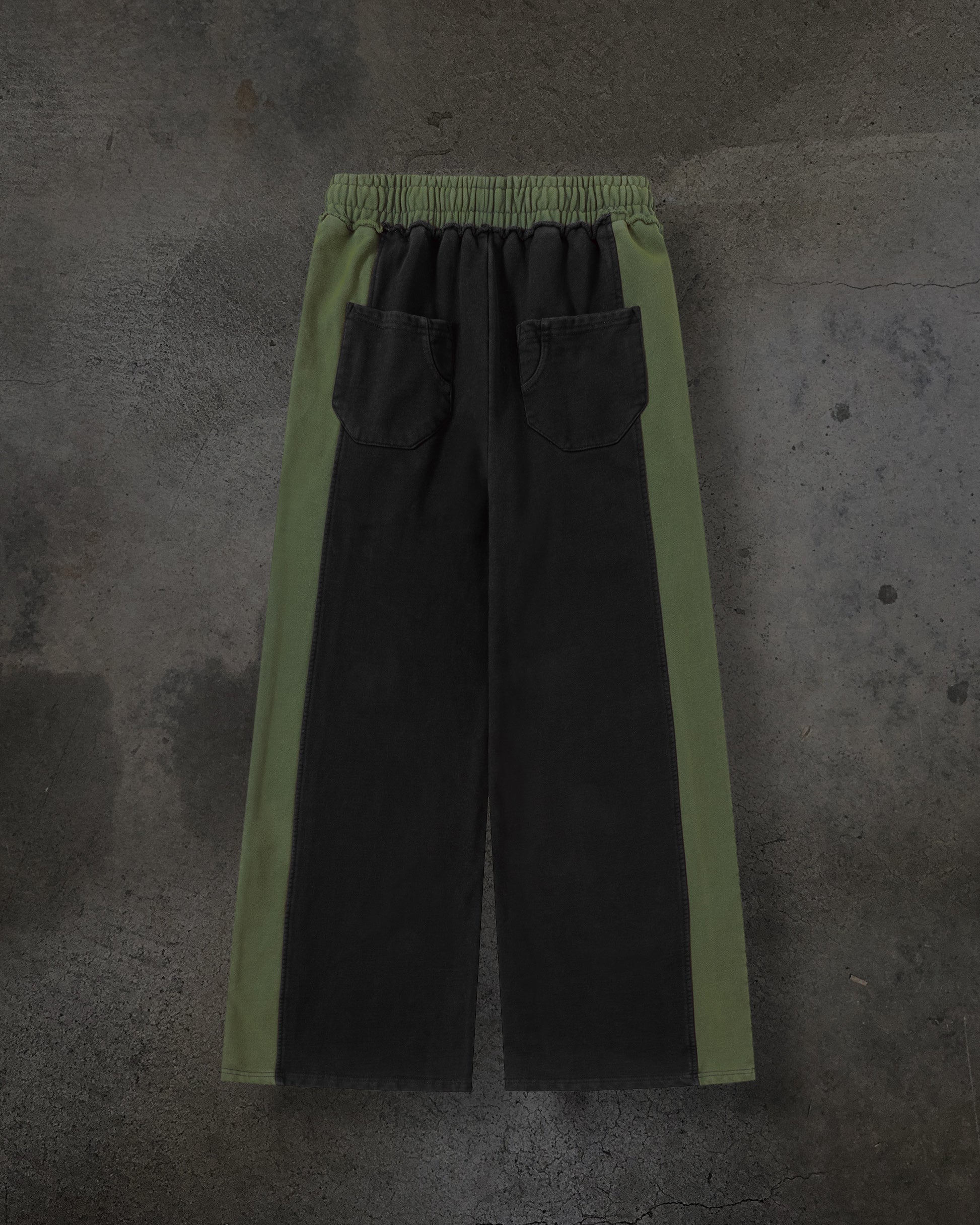 SUMMIT SWEATS (PINE)-IYAMIUIO