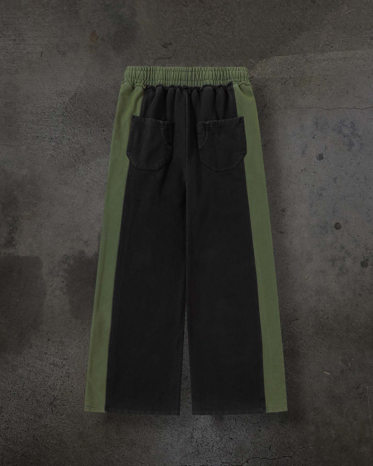 SUMMIT SWEATS (PINE)-IYAMIUIO