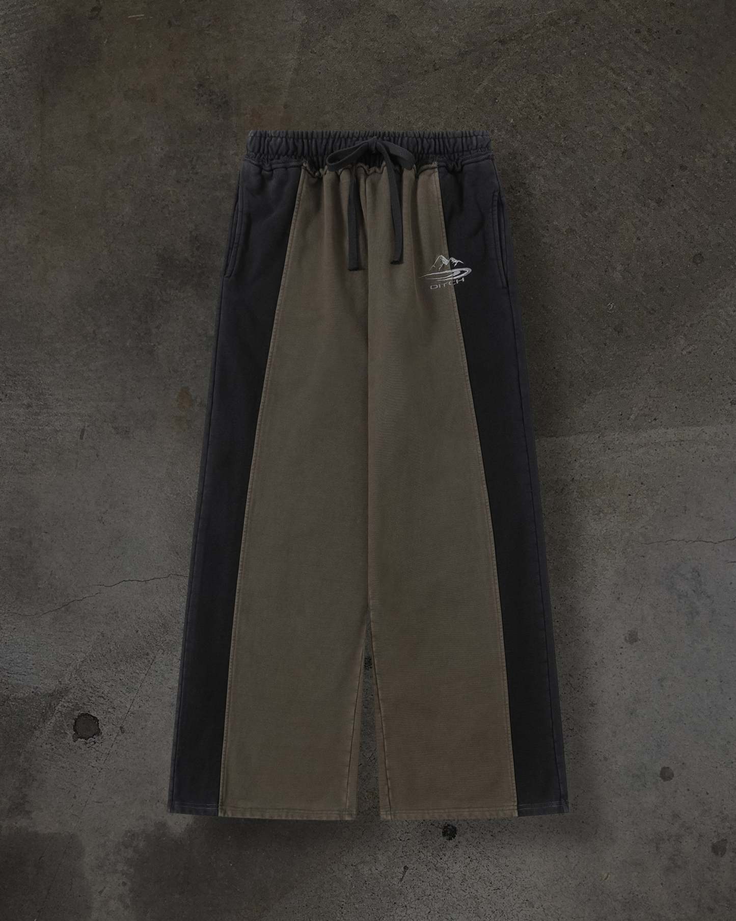 SUMMIT SWEATS (ASH)-IYAMIUIO