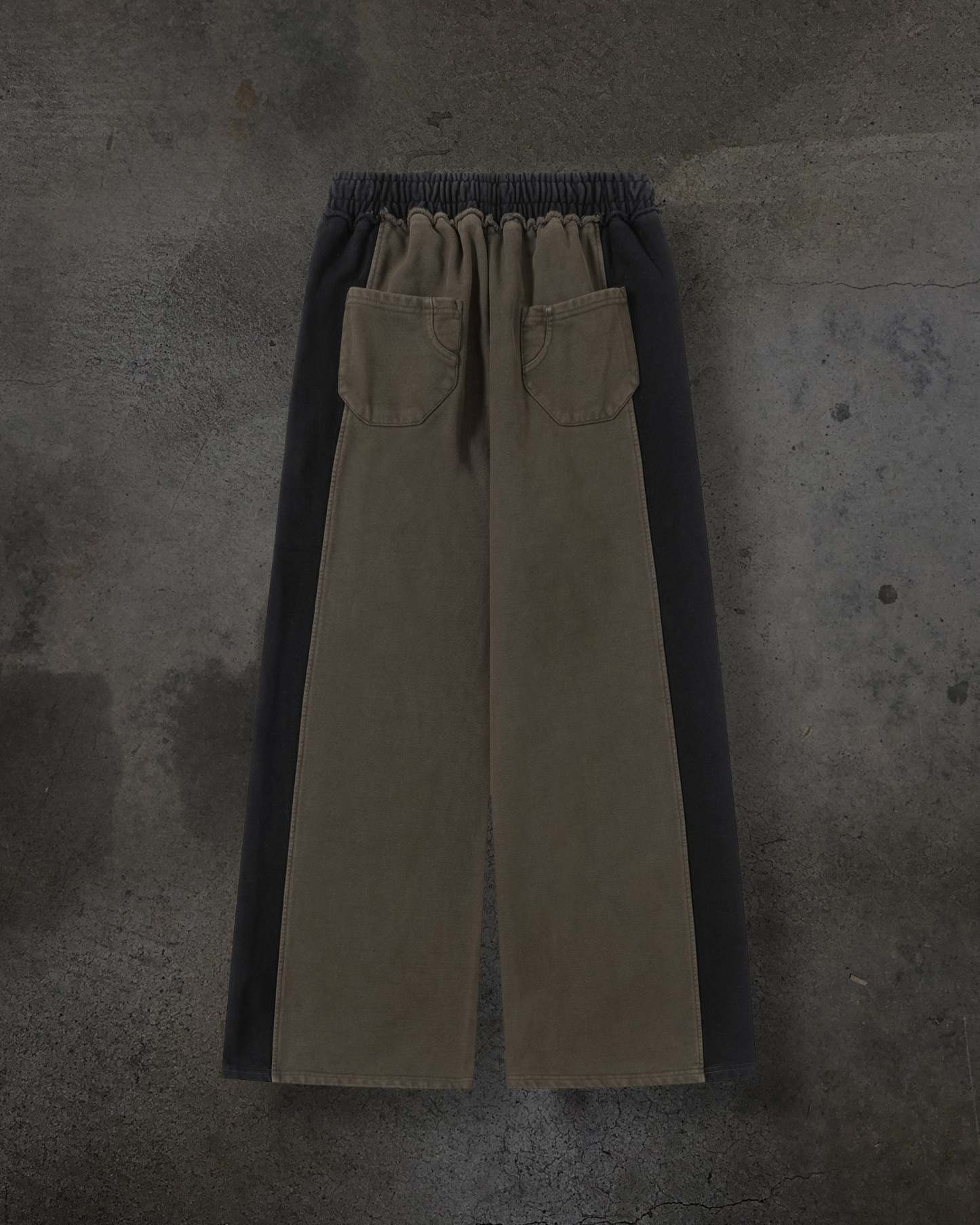 SUMMIT SWEATS (ASH)-IYAMIUIO