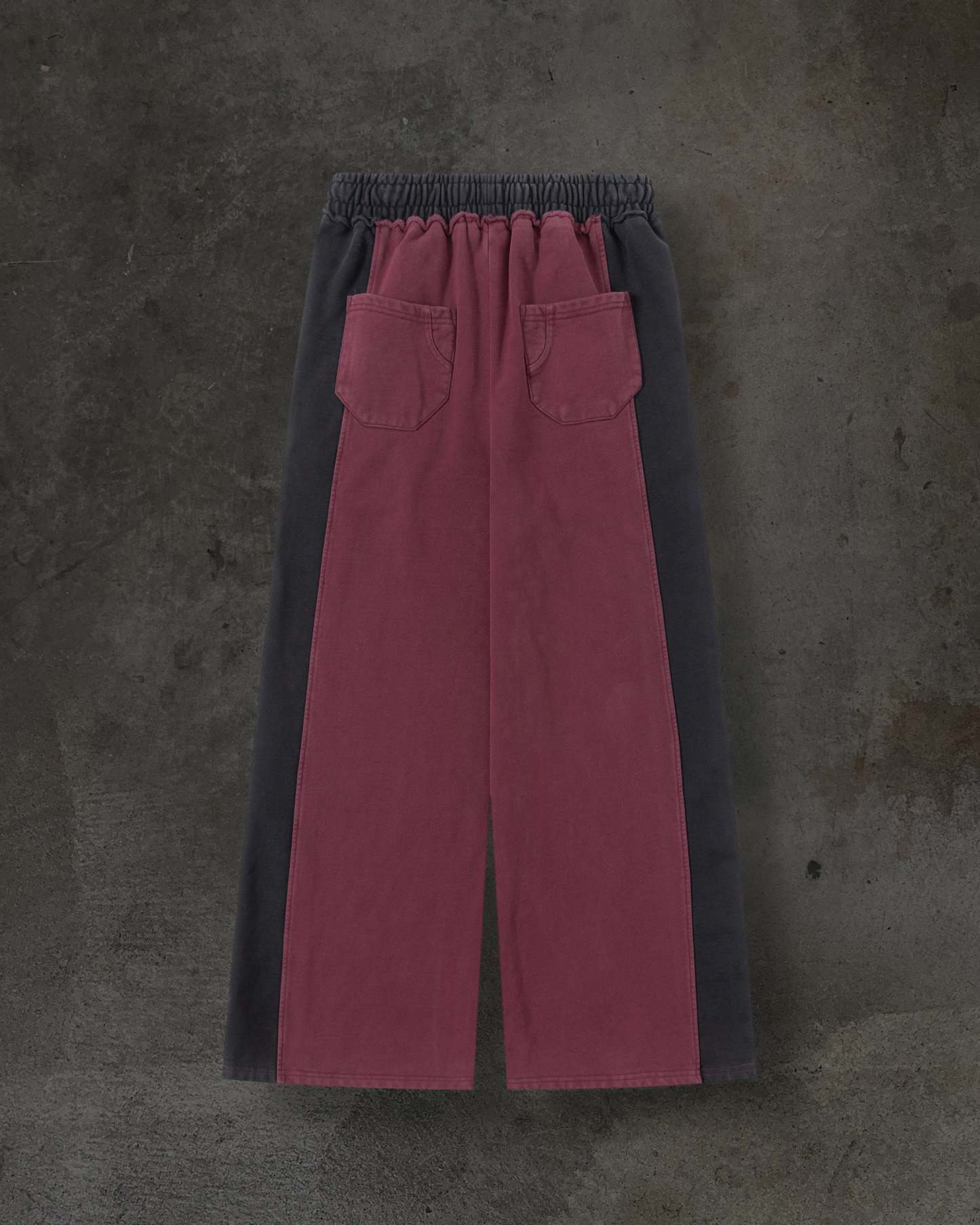 SUMMIT SWEATS (CRIMSON)-IYAMIUIO