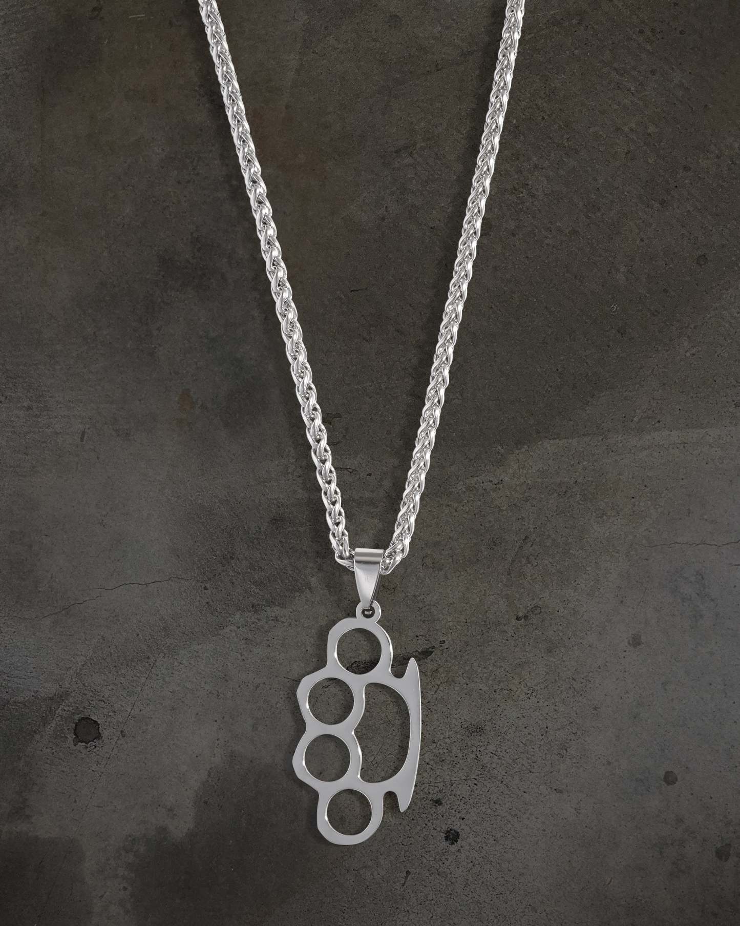 BRASS KNUCKLES CHAIN-IYAMIUIO