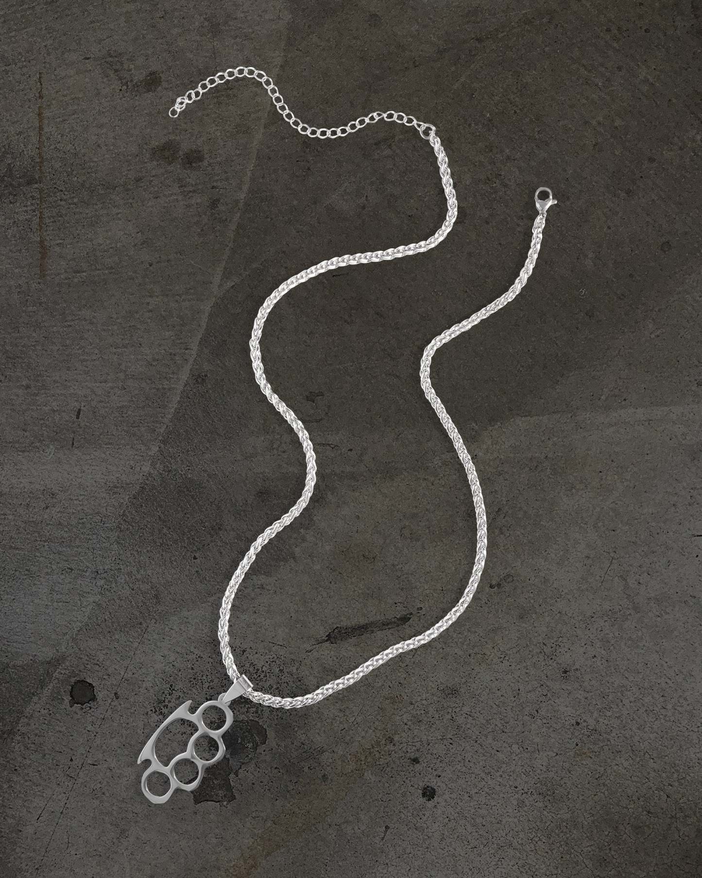 BRASS KNUCKLES CHAIN-IYAMIUIO