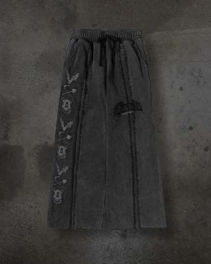 PATCHED SWEATS (COAL)-IYAMIUIO