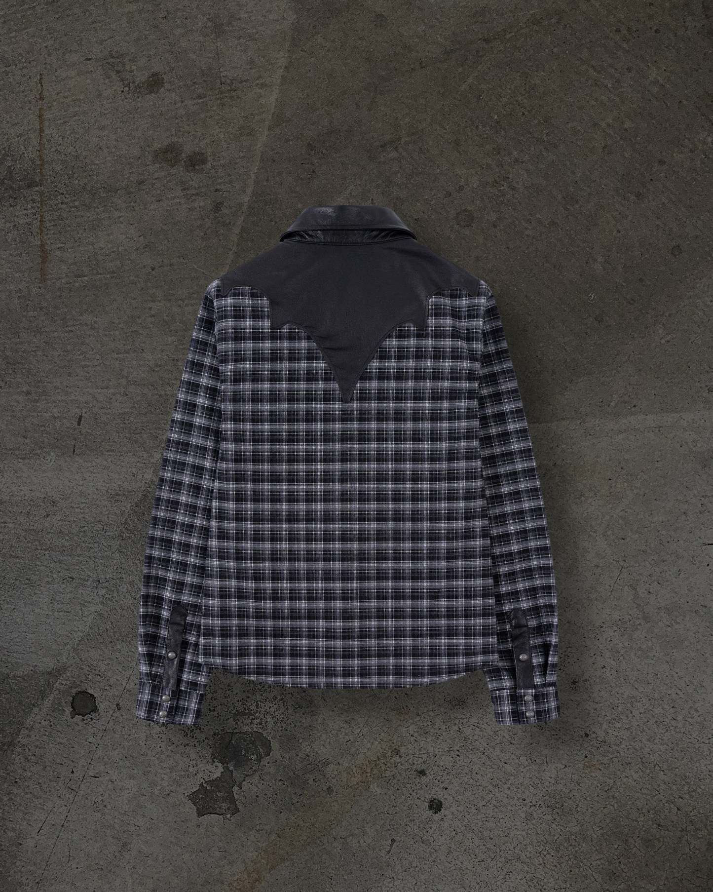 LEATHER FLANNEL (BLACK)-IYAMIUIO