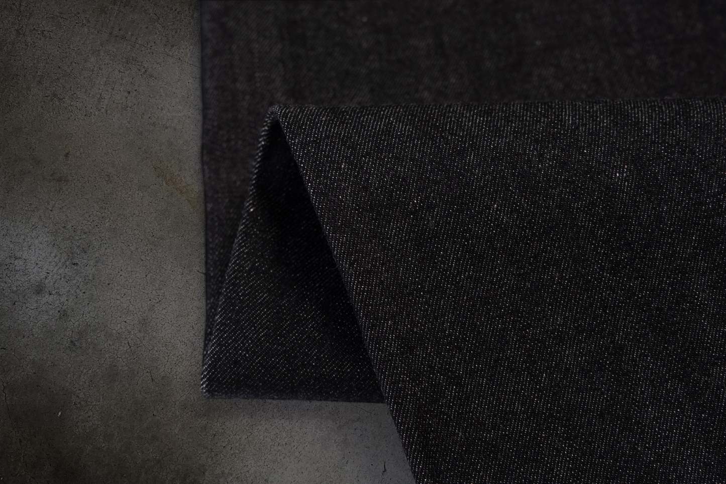 JAPANESE SELVEDGE SLUB DENIM (COAL)-IYAMIUIO