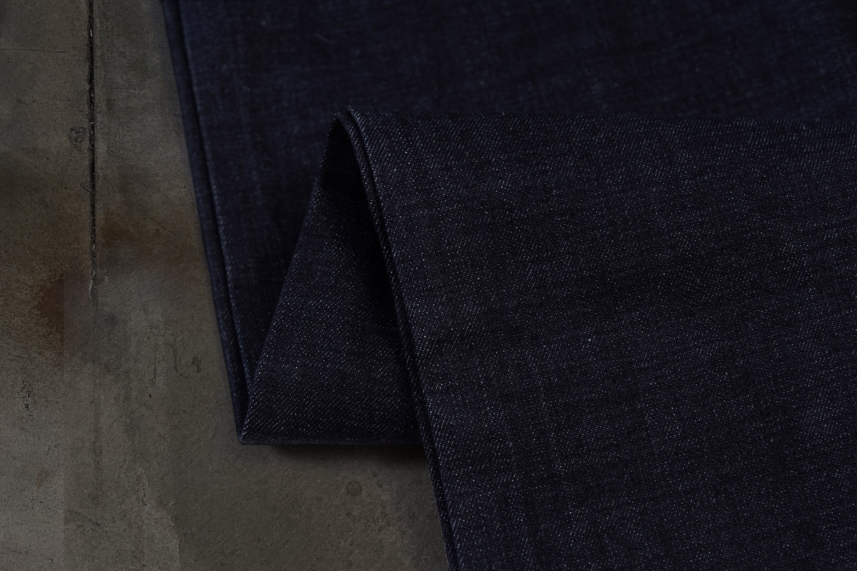 JAPANESE SELVEDGE SLUB DENIM (INDIGO)-IYAMIUIO