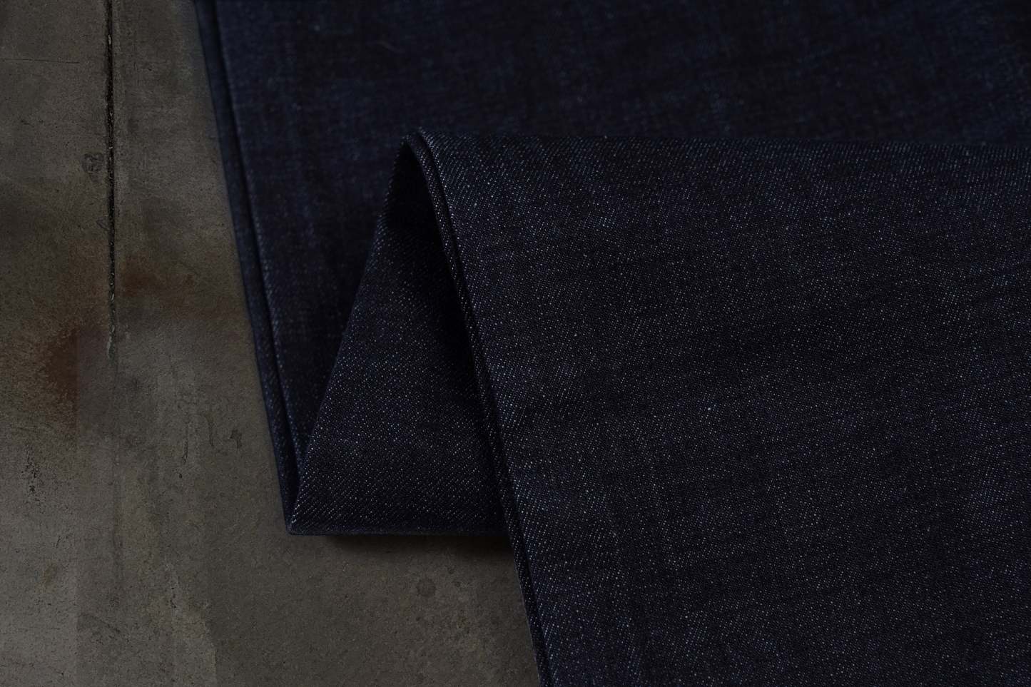 JAPANESE SELVEDGE SLUB DENIM (INDIGO)-IYAMIUIO