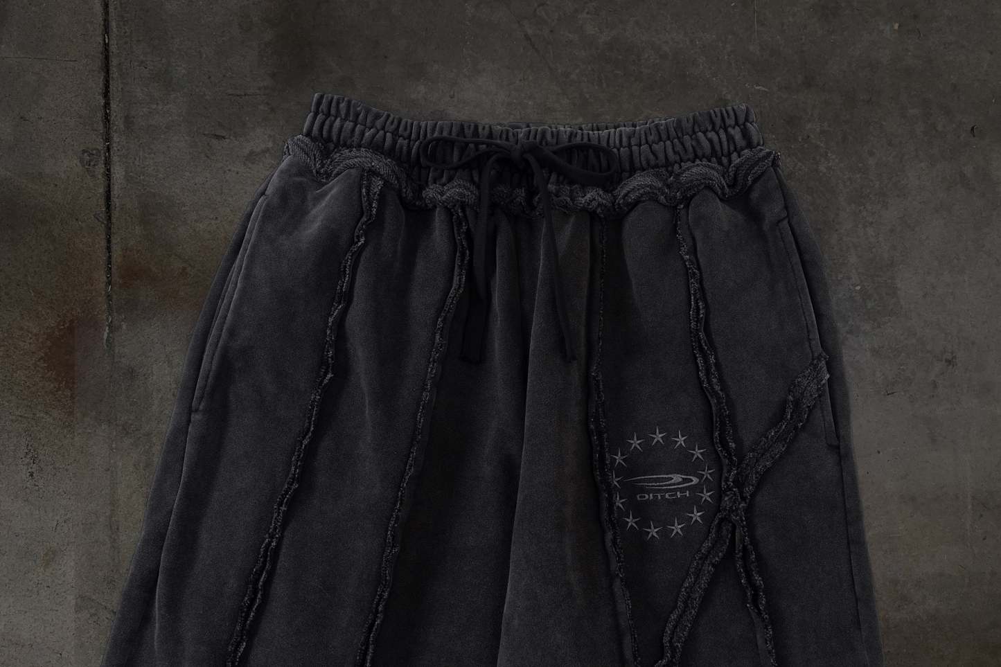 MENDED SWEATS (COAL)-IYAMIUIO