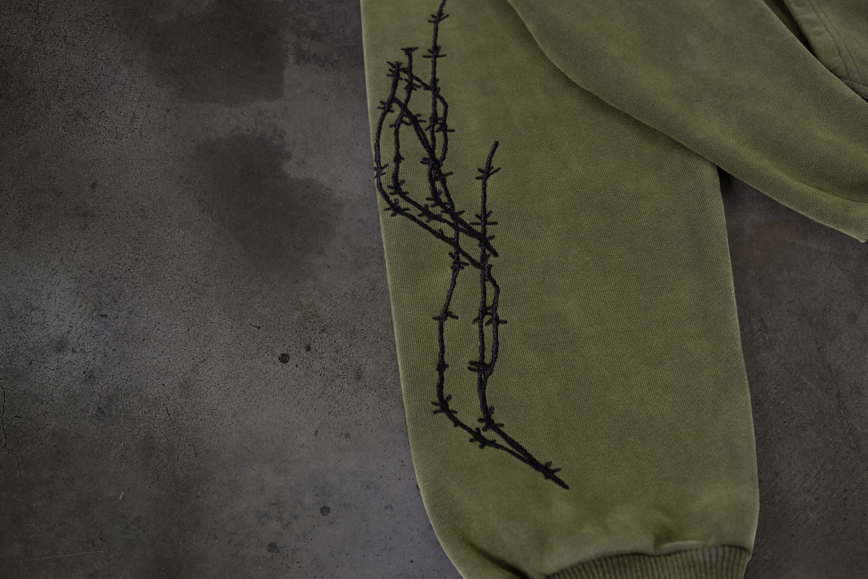 ATHLETIC BARBED ZIPUP (ASH)-IYAMIUIO