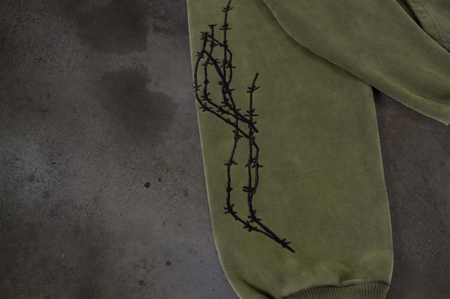 ATHLETIC BARBED ZIPUP (ASH)-IYAMIUIO