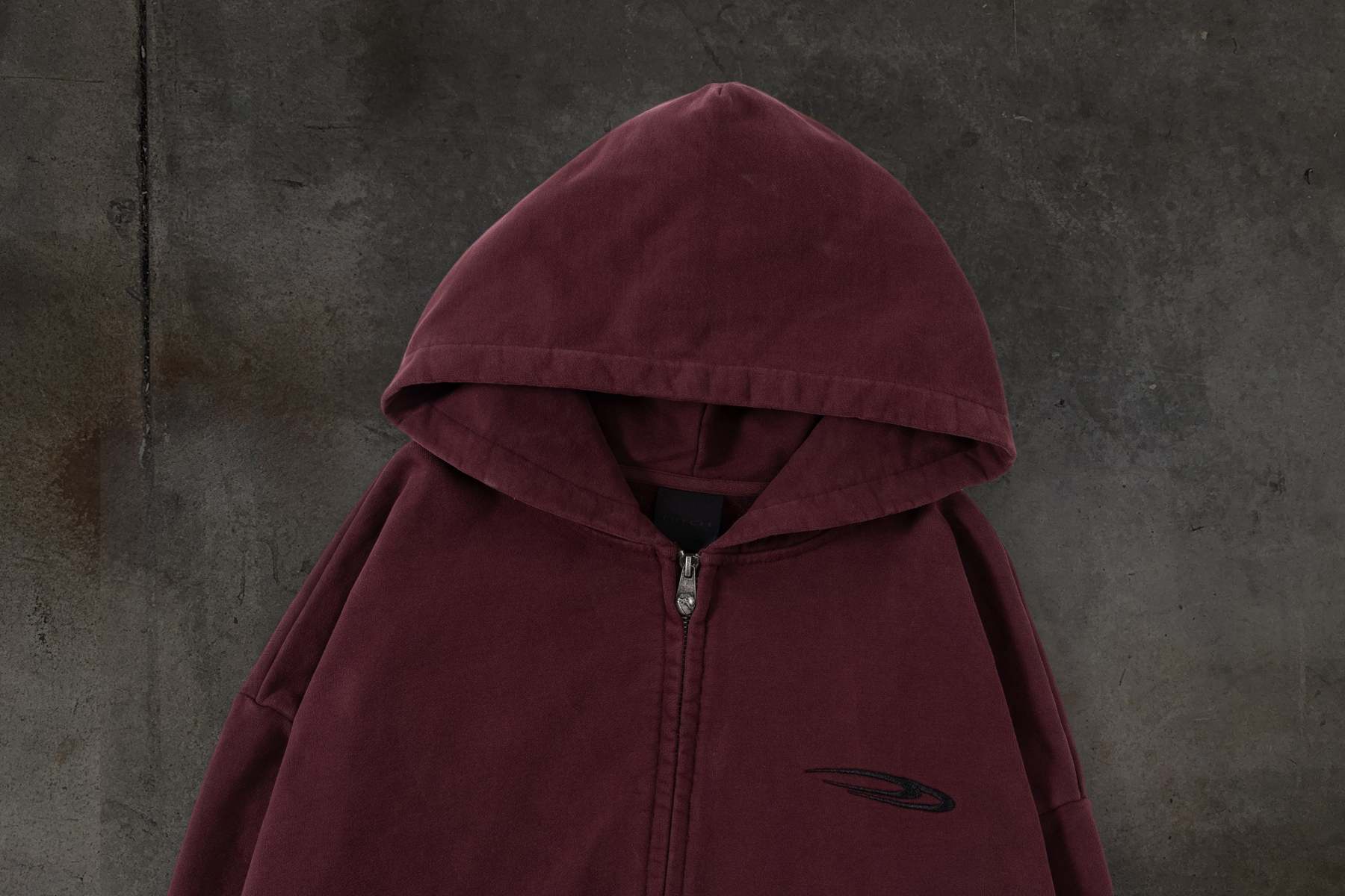 ATHLETIC BARBED ZIPUP (CRIMSON)-IYAMIUIO