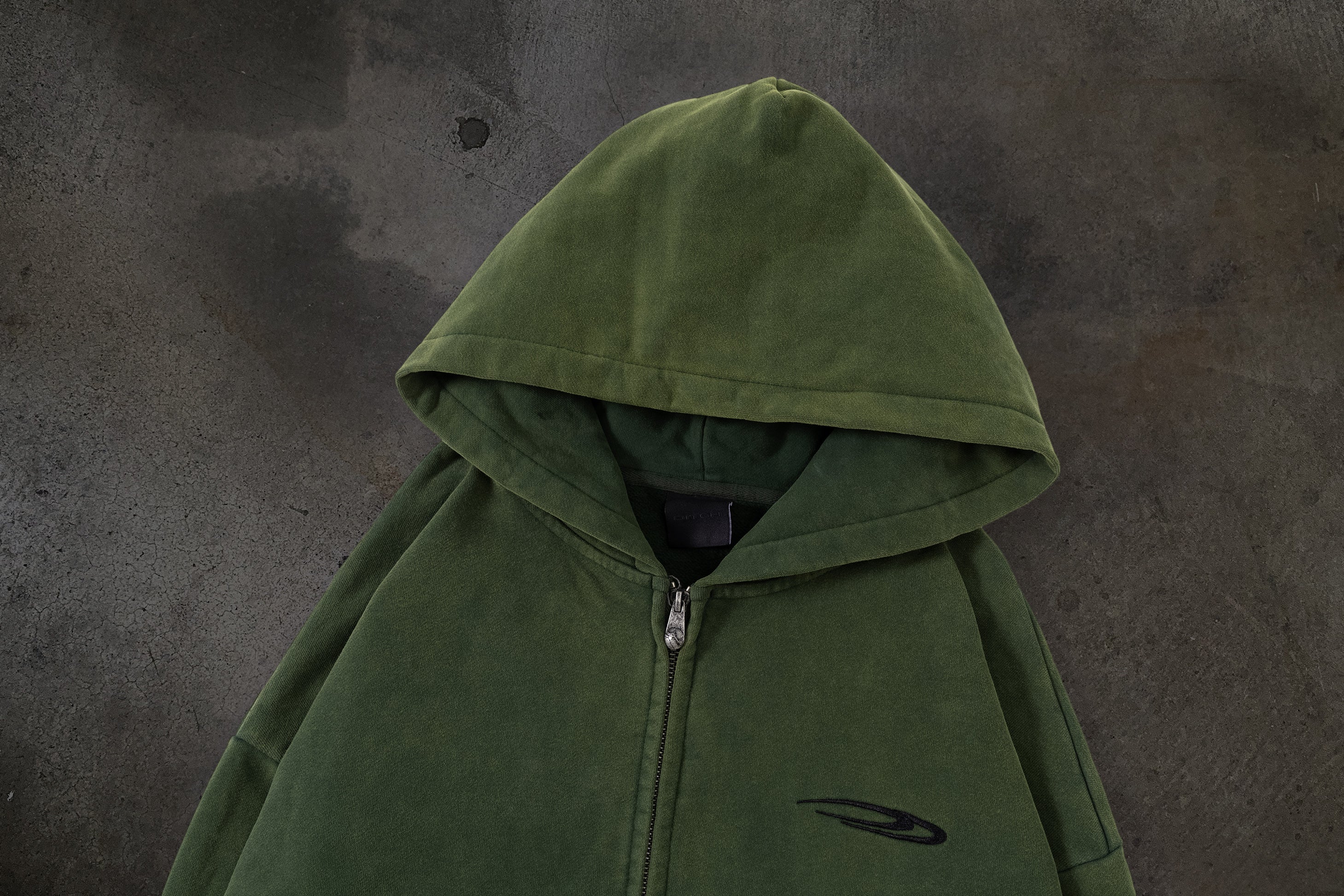 ATHLETIC BARBED ZIPUP (PINE)-IYAMIUIO