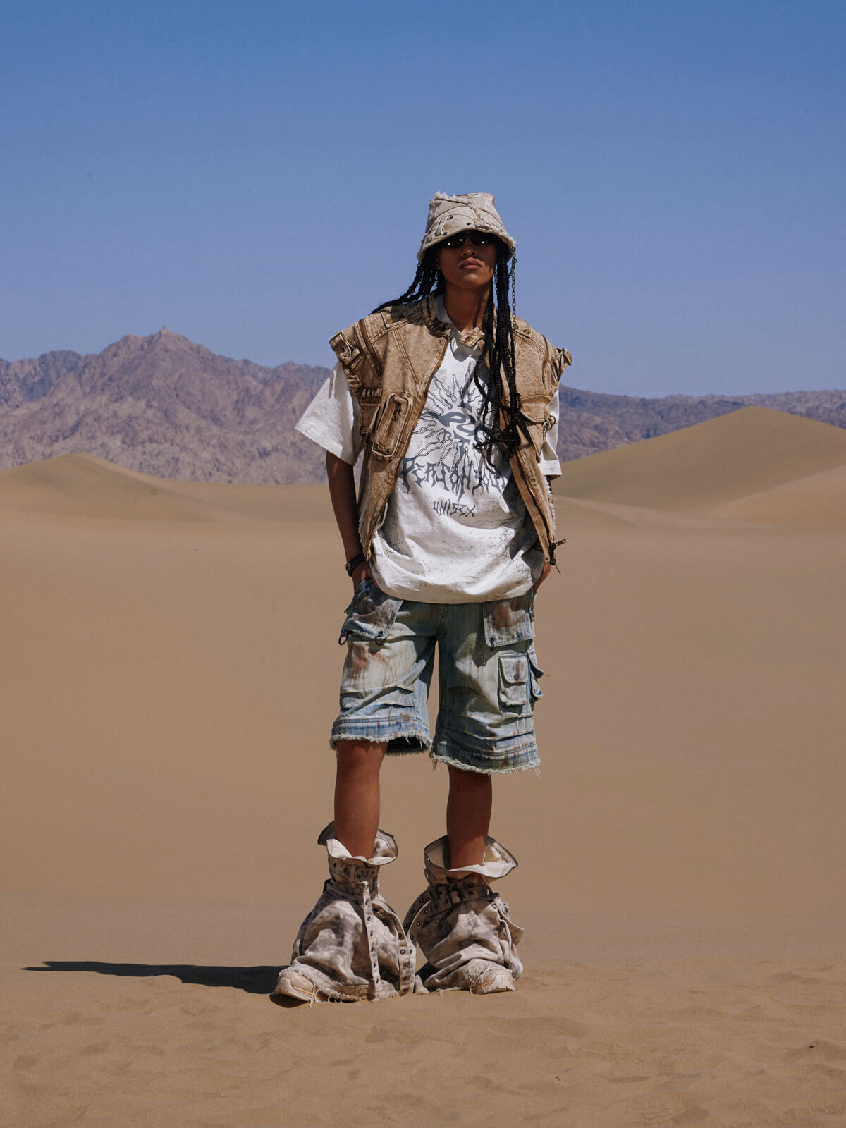 Personsoul Detachable Paneled Camo Baggy Jeans-IYAMIUIO