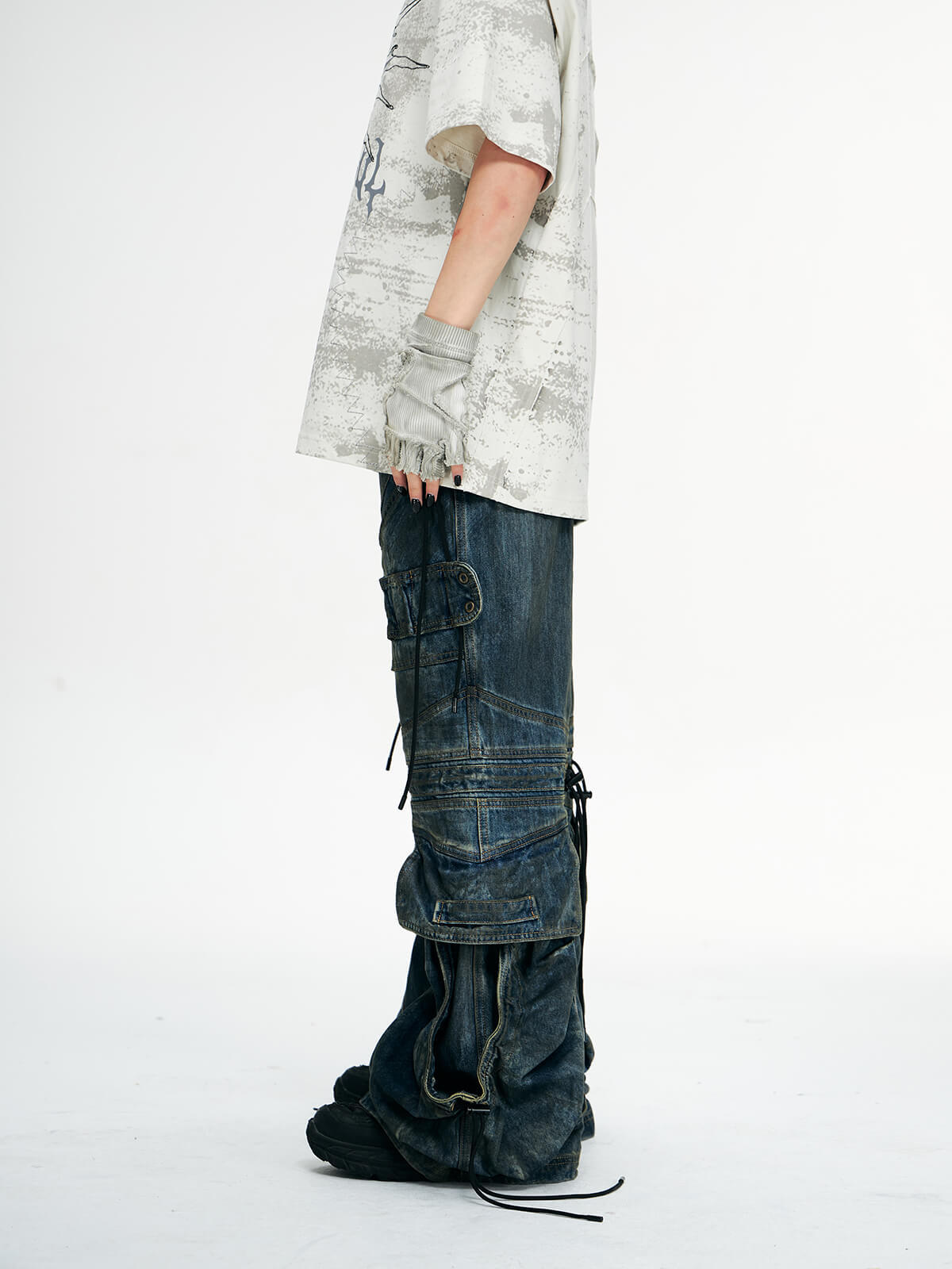 Personsoul Pocket Drawstring Washed Flared Jeans-IYAMIUIO