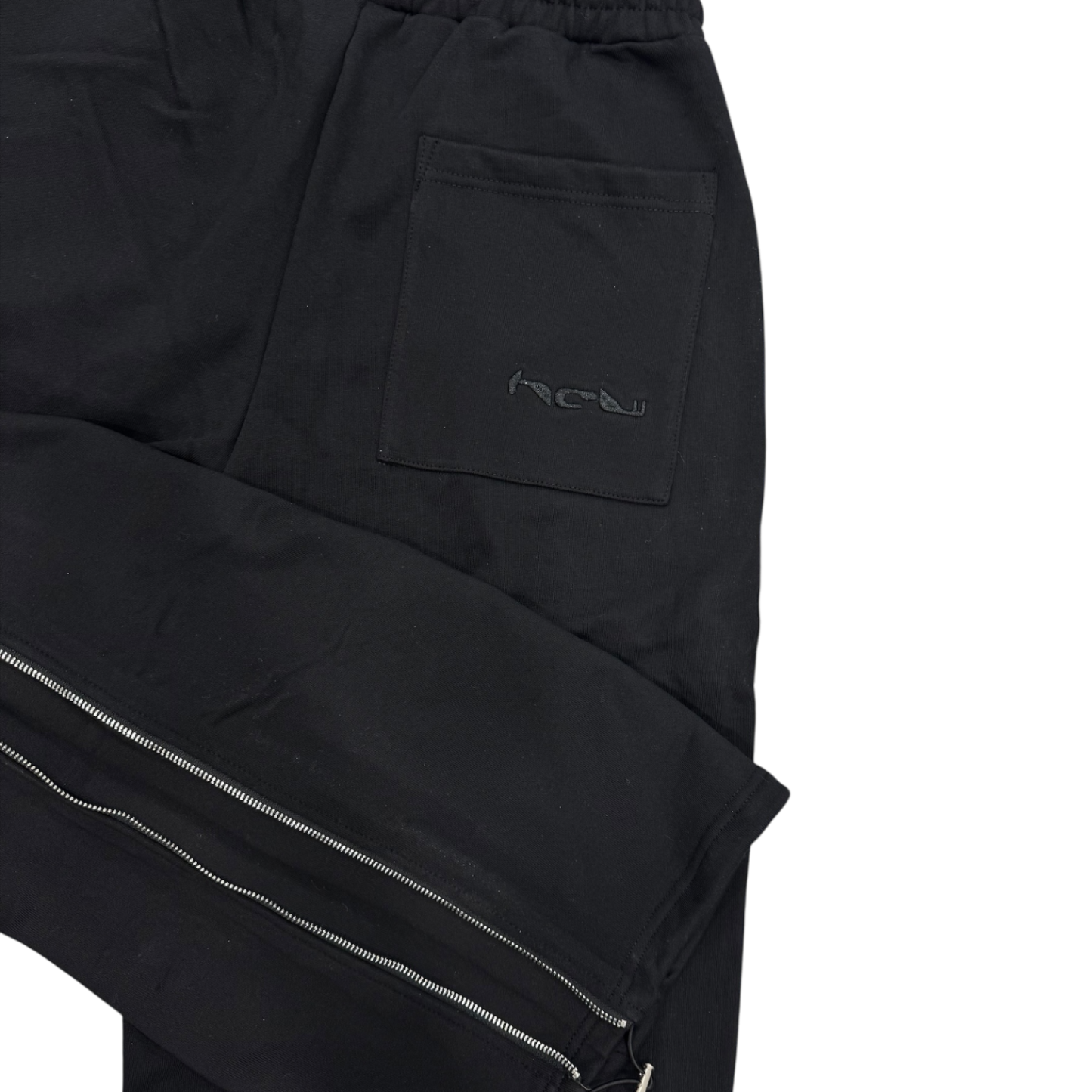 SHADOW BOTTOMS-IYAMIUIO