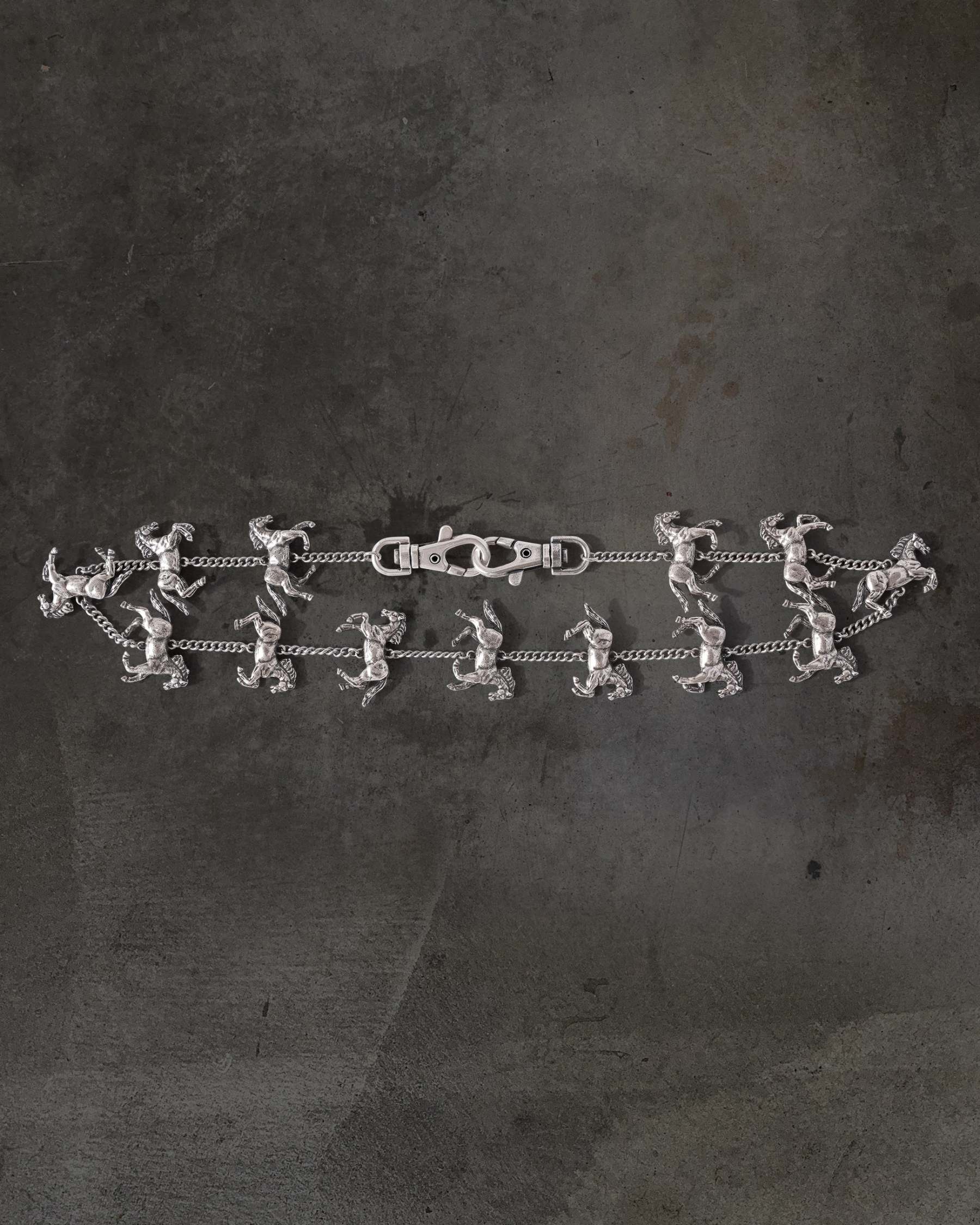 CAROUSEL WALLET CHAIN-IYAMIUIO