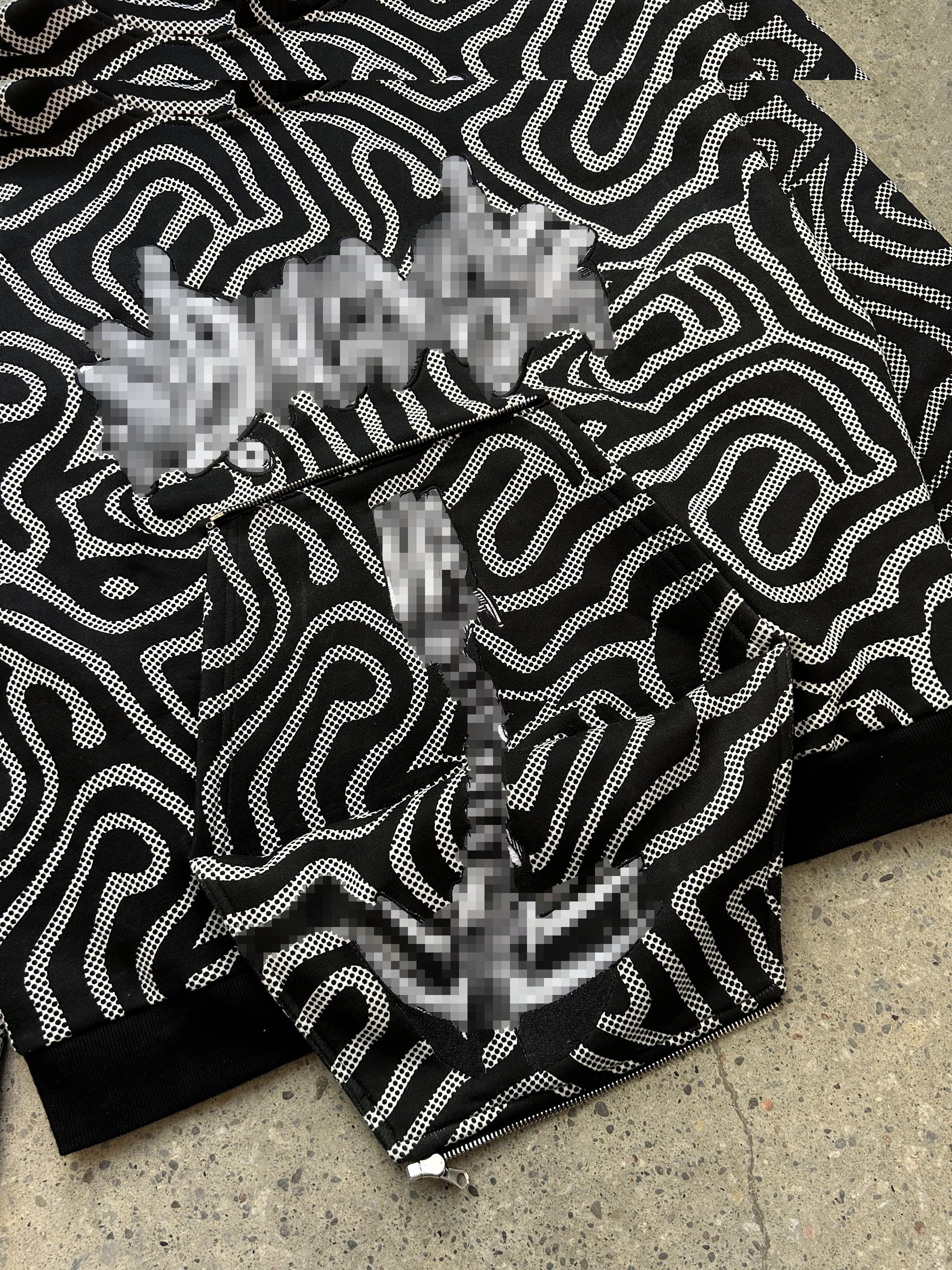 "Alien" Hoodie - LIMITED EDITION-IYAMIUIO