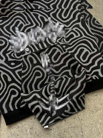 "Alien" Hoodie - LIMITED EDITION-IYAMIUIO