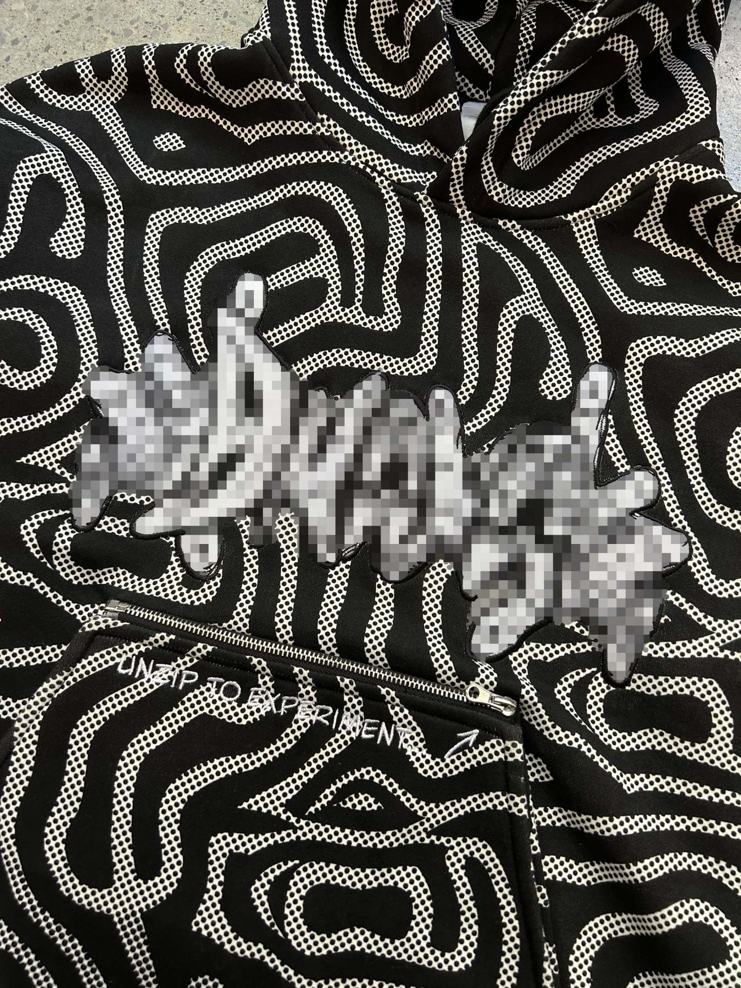 "Alien" Hoodie - LIMITED EDITION-IYAMIUIO