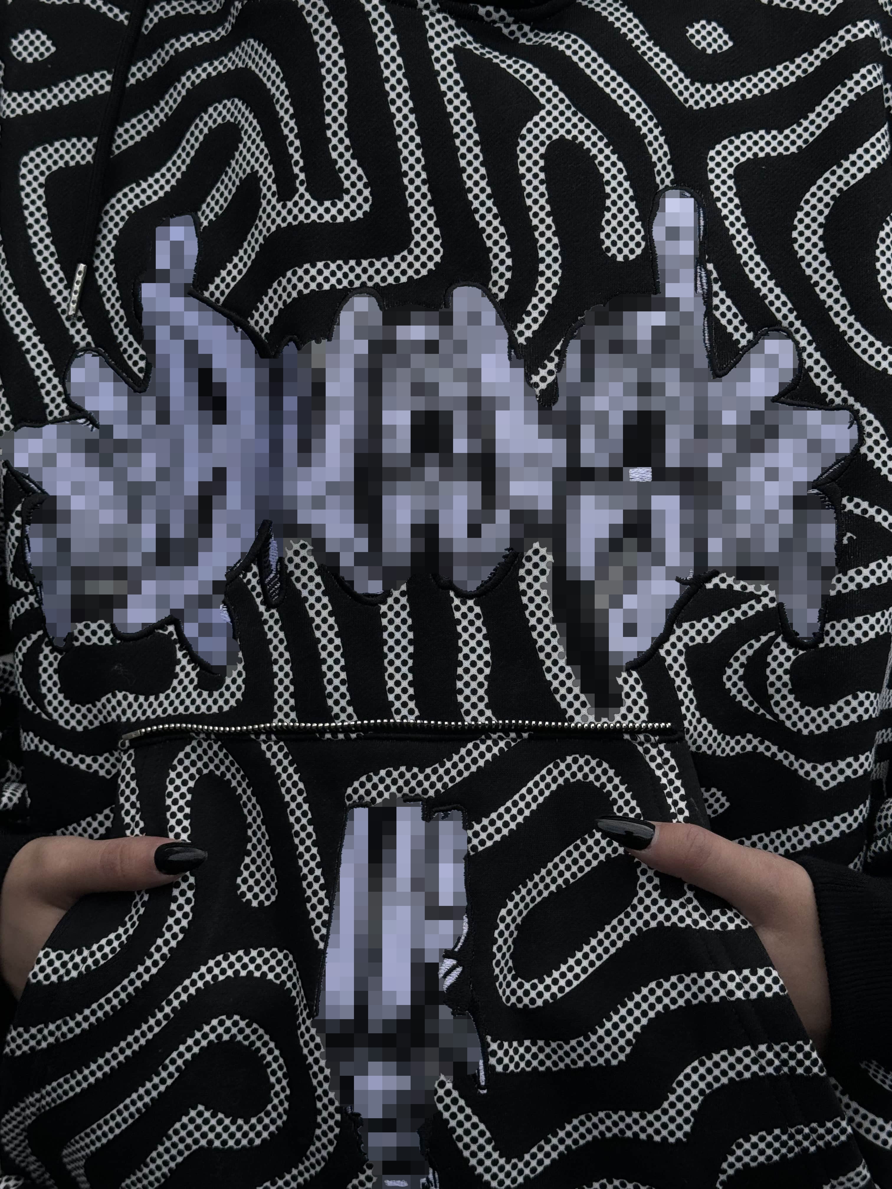 "Alien" Hoodie - LIMITED EDITION-IYAMIUIO