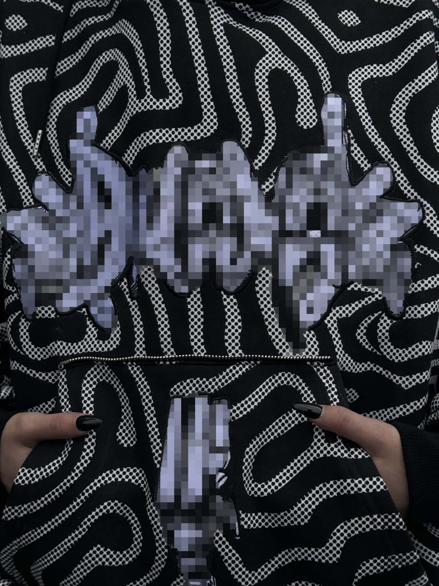 "Alien" Hoodie - LIMITED EDITION-IYAMIUIO