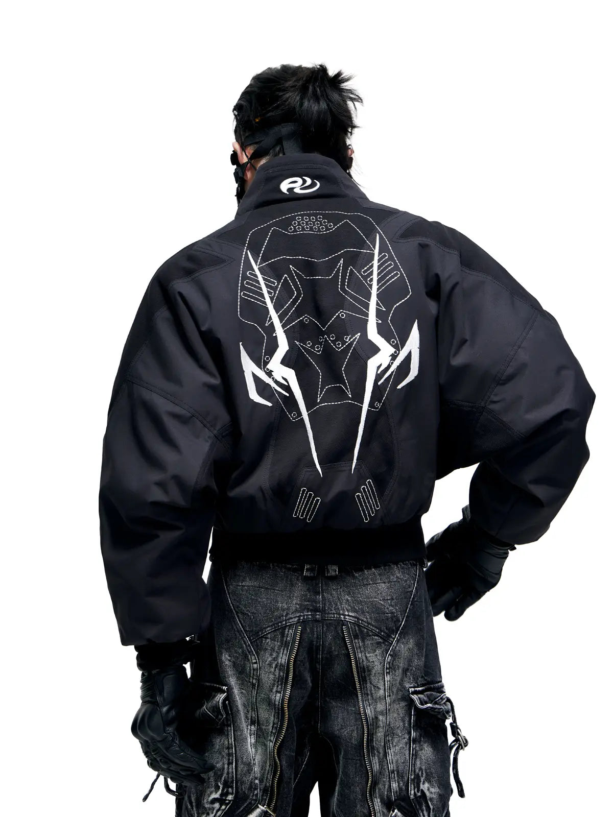 Personsoul Embroidered Cropped Down Jacket-IYAMIUIO