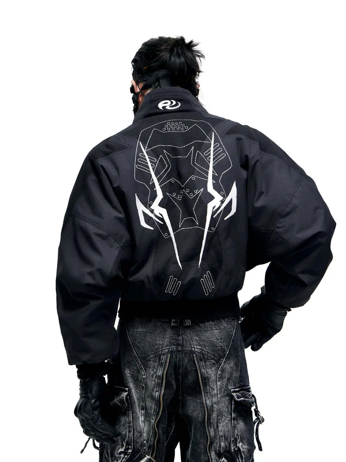 Personsoul Embroidered Cropped Down Jacket-IYAMIUIO