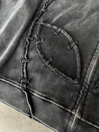 “E.T” Zip-Up-IYAMIUIO