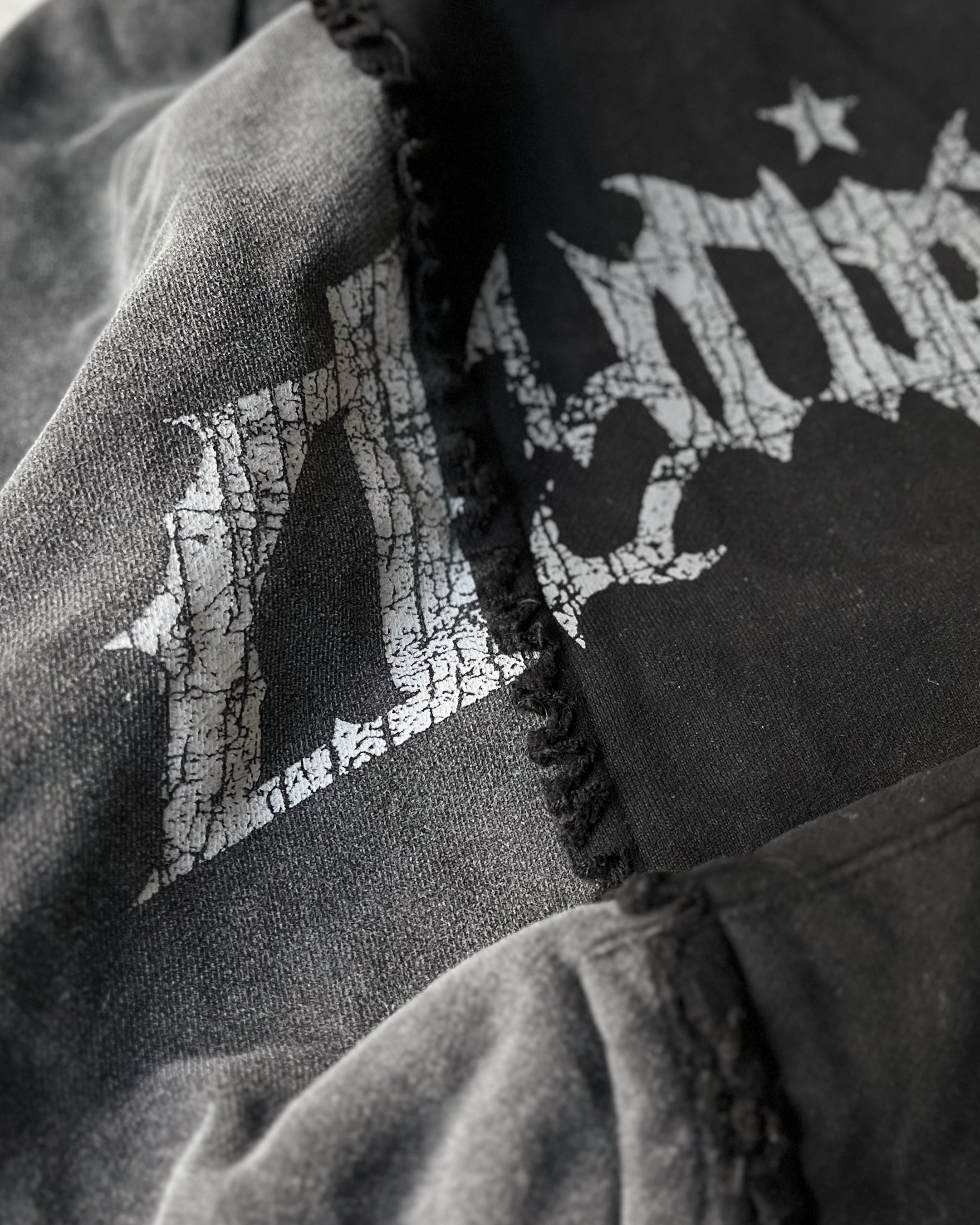 SPLIT PULLOVER (NOIR/COAL)-IYAMIUIO