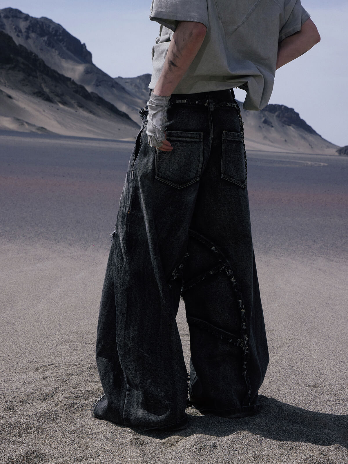 Personsoul Folded Structure Baggy Jeans-IYAMIUIO