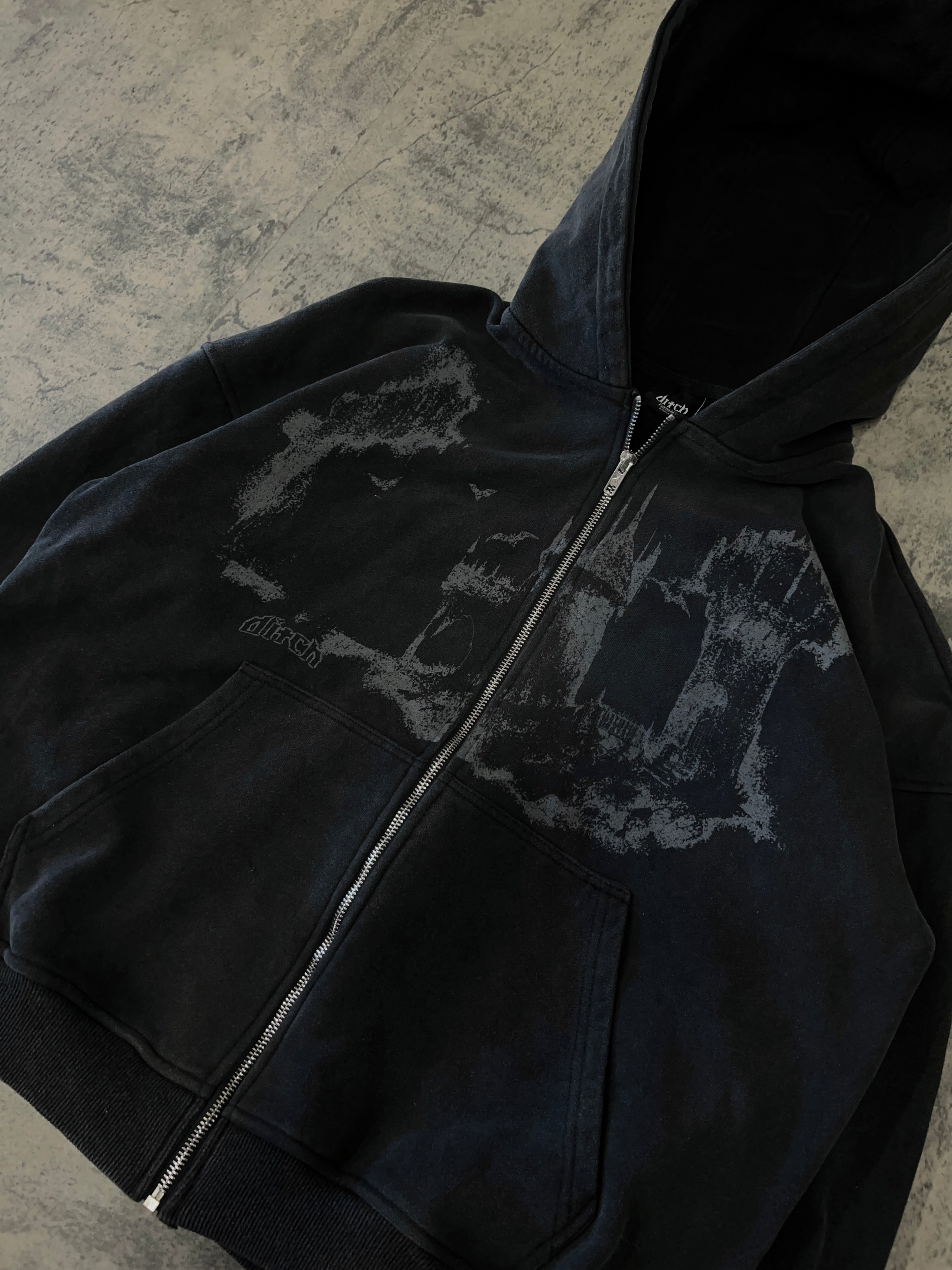 50K ZIPUP (COAL)-IYAMIUIO