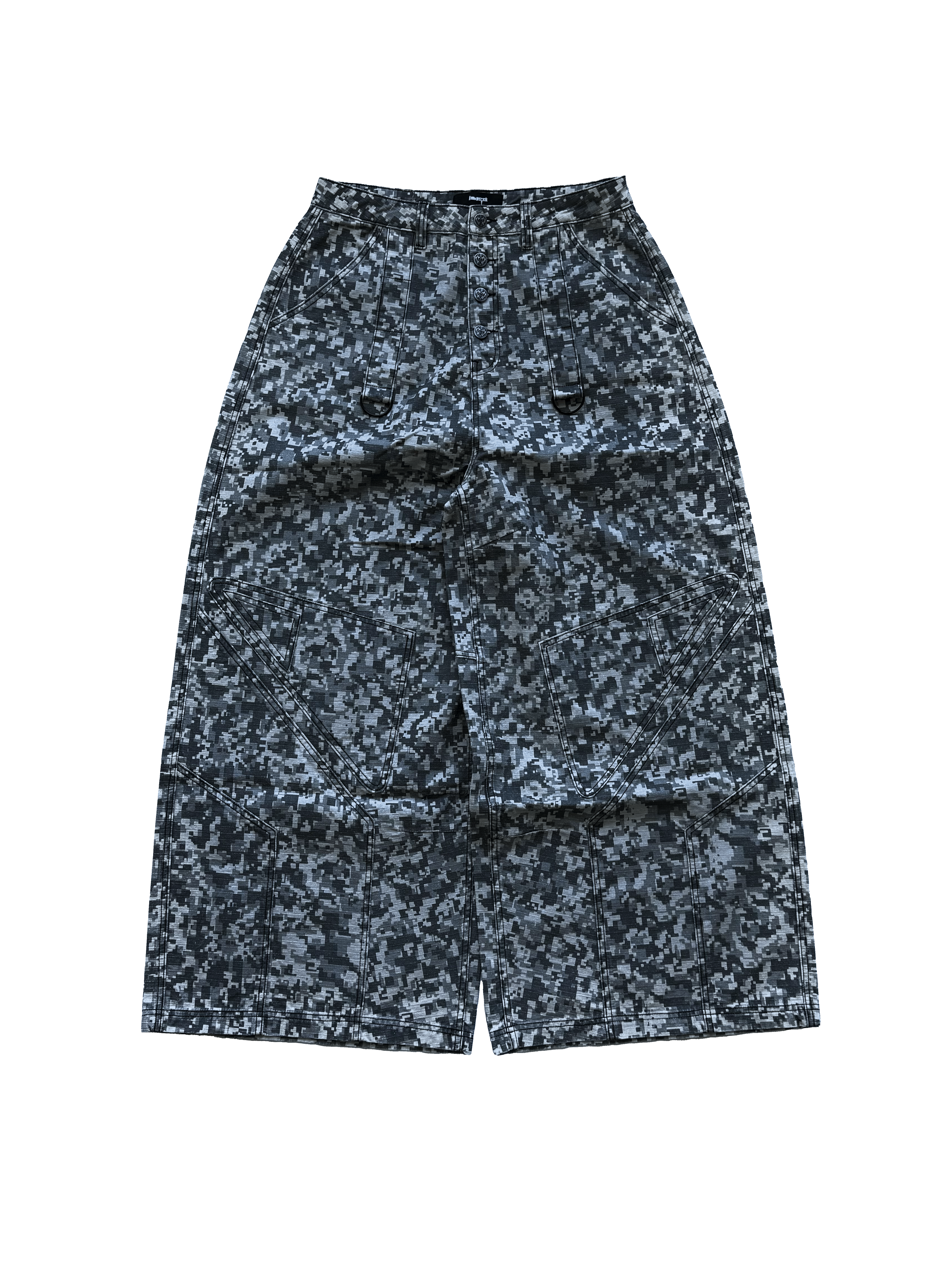 GIGANTIC DIGITAL CAMO-IYAMIUIO