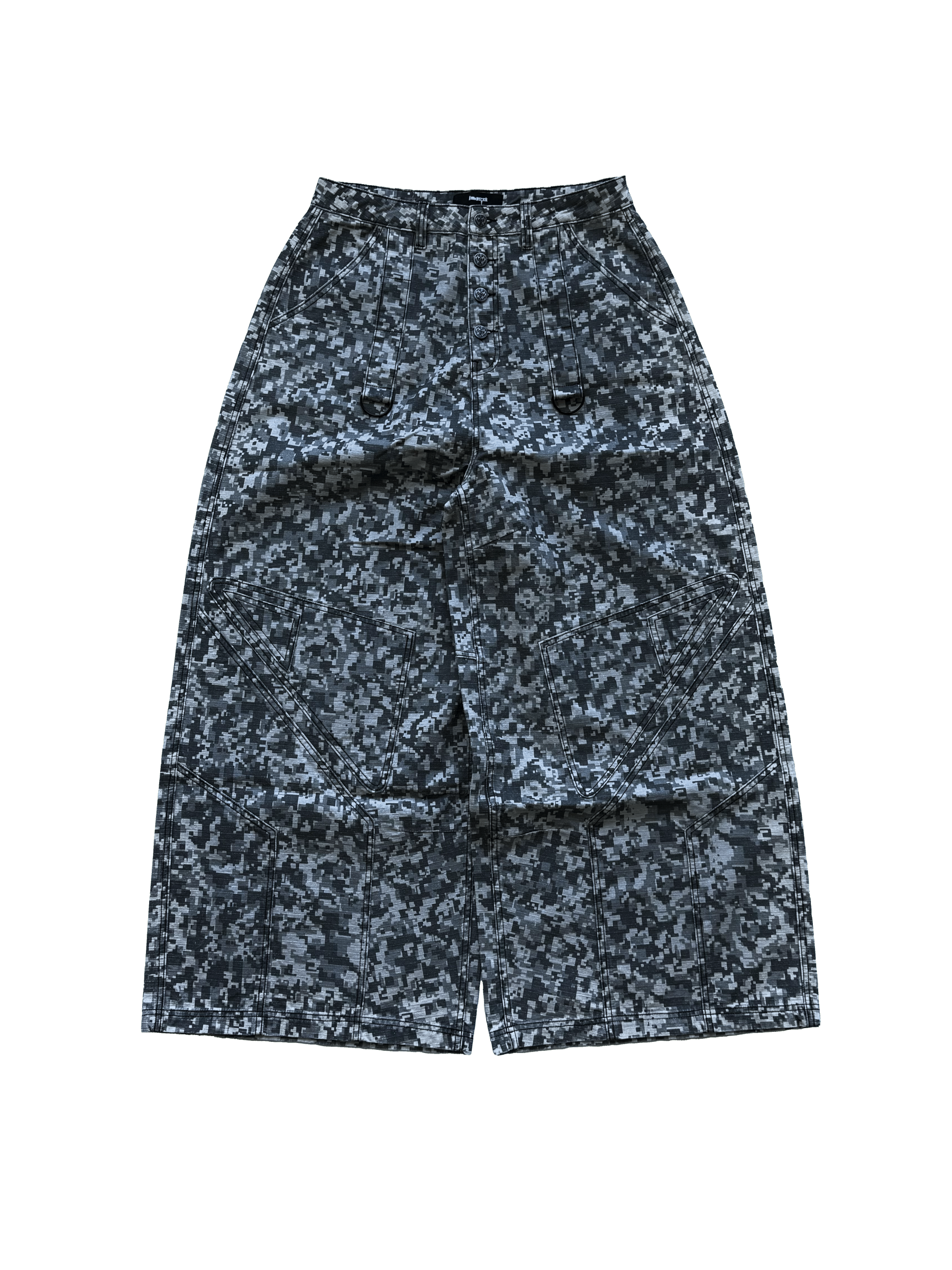 GIGANTIC DIGITAL CAMO-IYAMIUIO