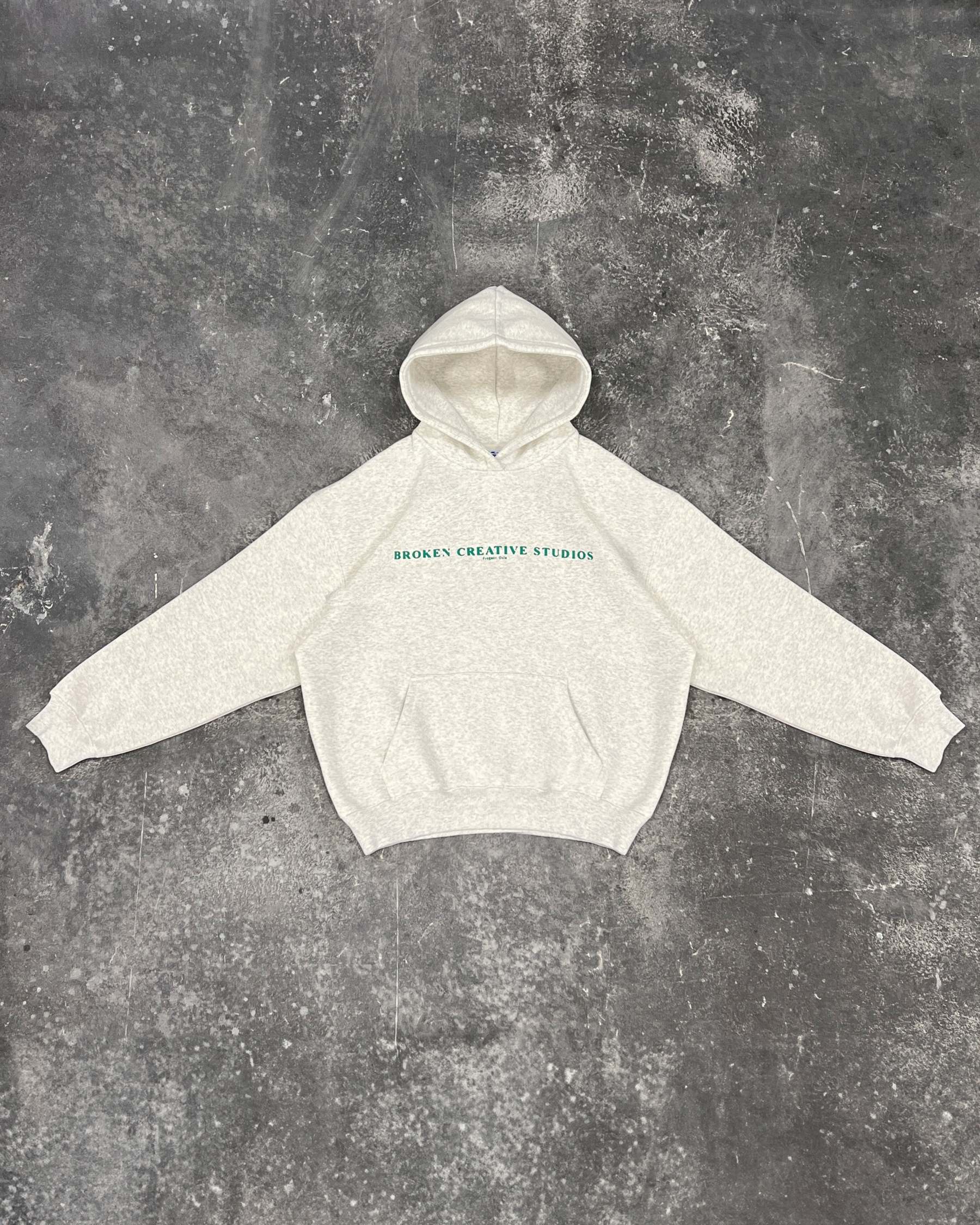 CBS Grey & Green-IYAMIUIO