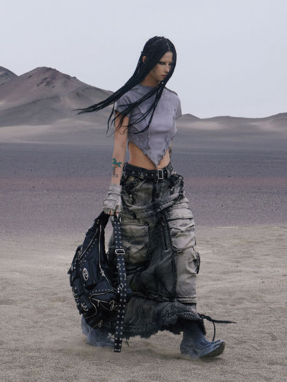 Personsoul Grey V-hem Slim Crop Top-IYAMIUIO