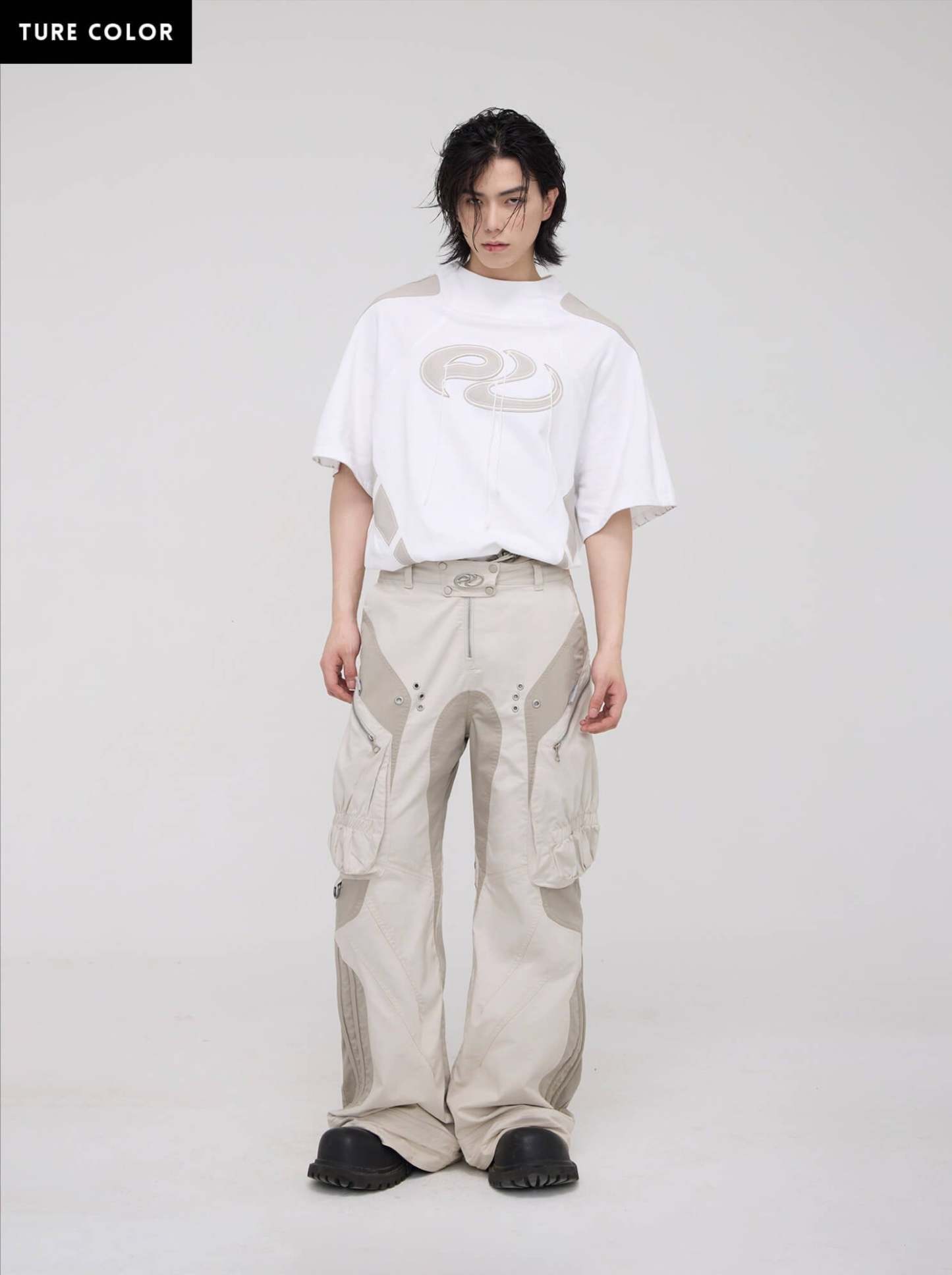 Personsoul Logo With Tassel Oversized T-Shirt-IYAMIUIO