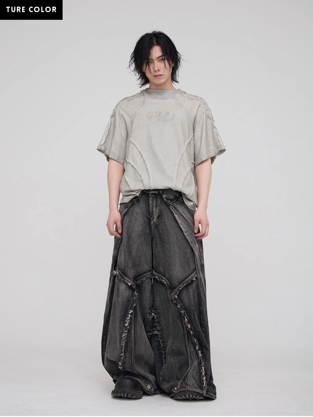 Personsoul Desert Distressed Grey T-shirt-IYAMIUIO
