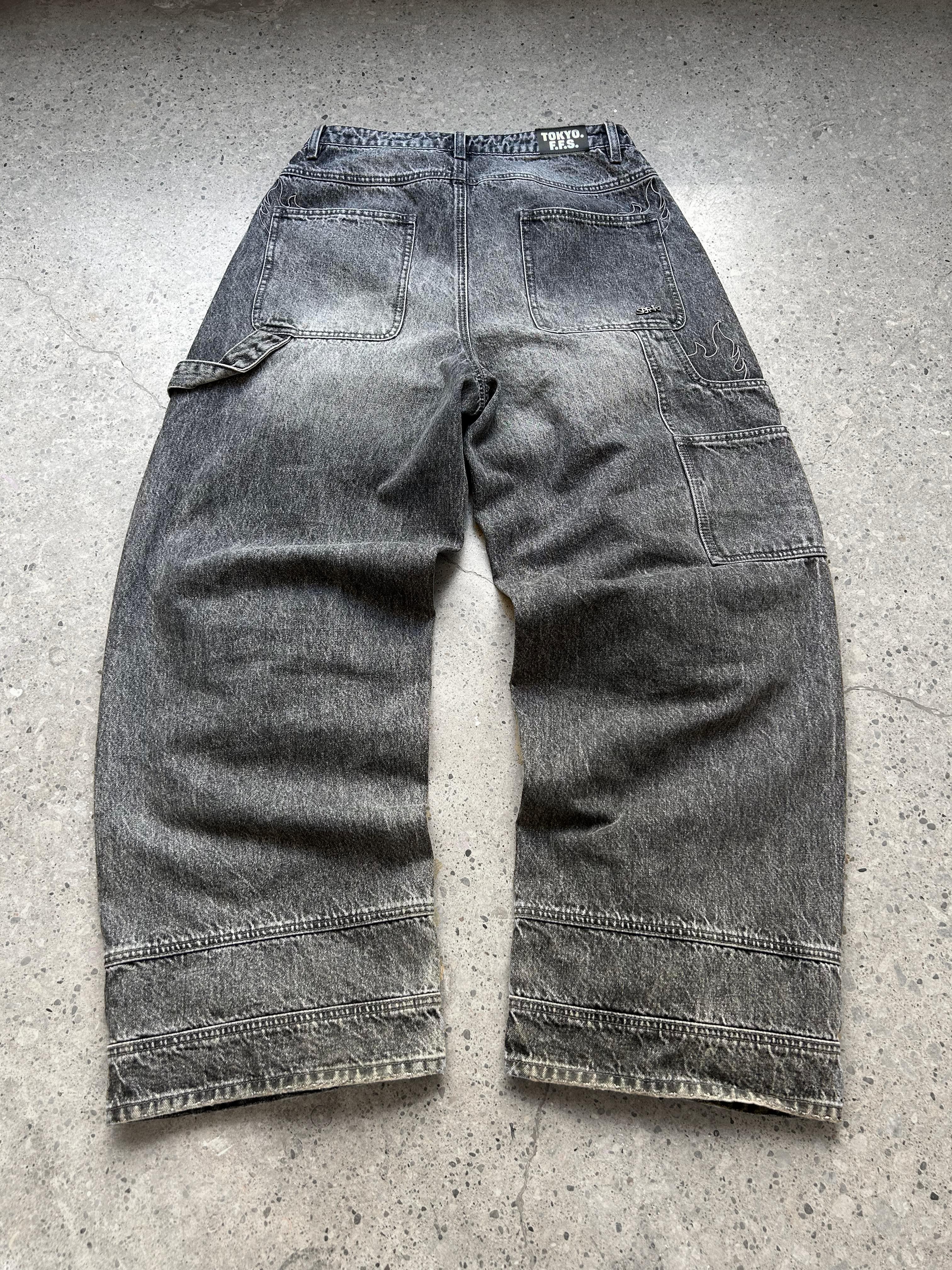 "ROCKSTAR" Jeans-IYAMIUIO