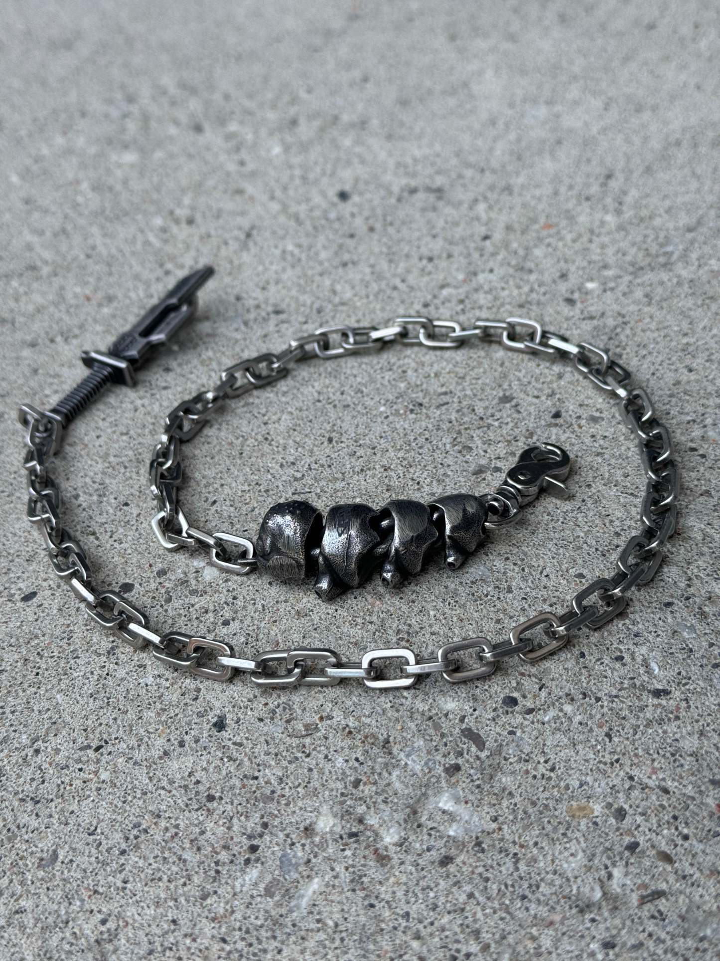 "BLADE" Wallet Chain-IYAMIUIO