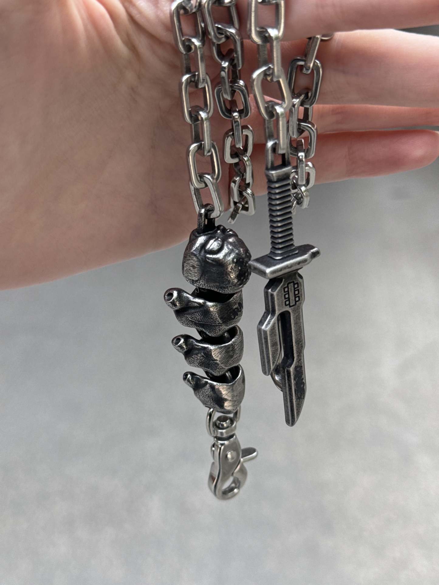 "BLADE" Wallet Chain-IYAMIUIO