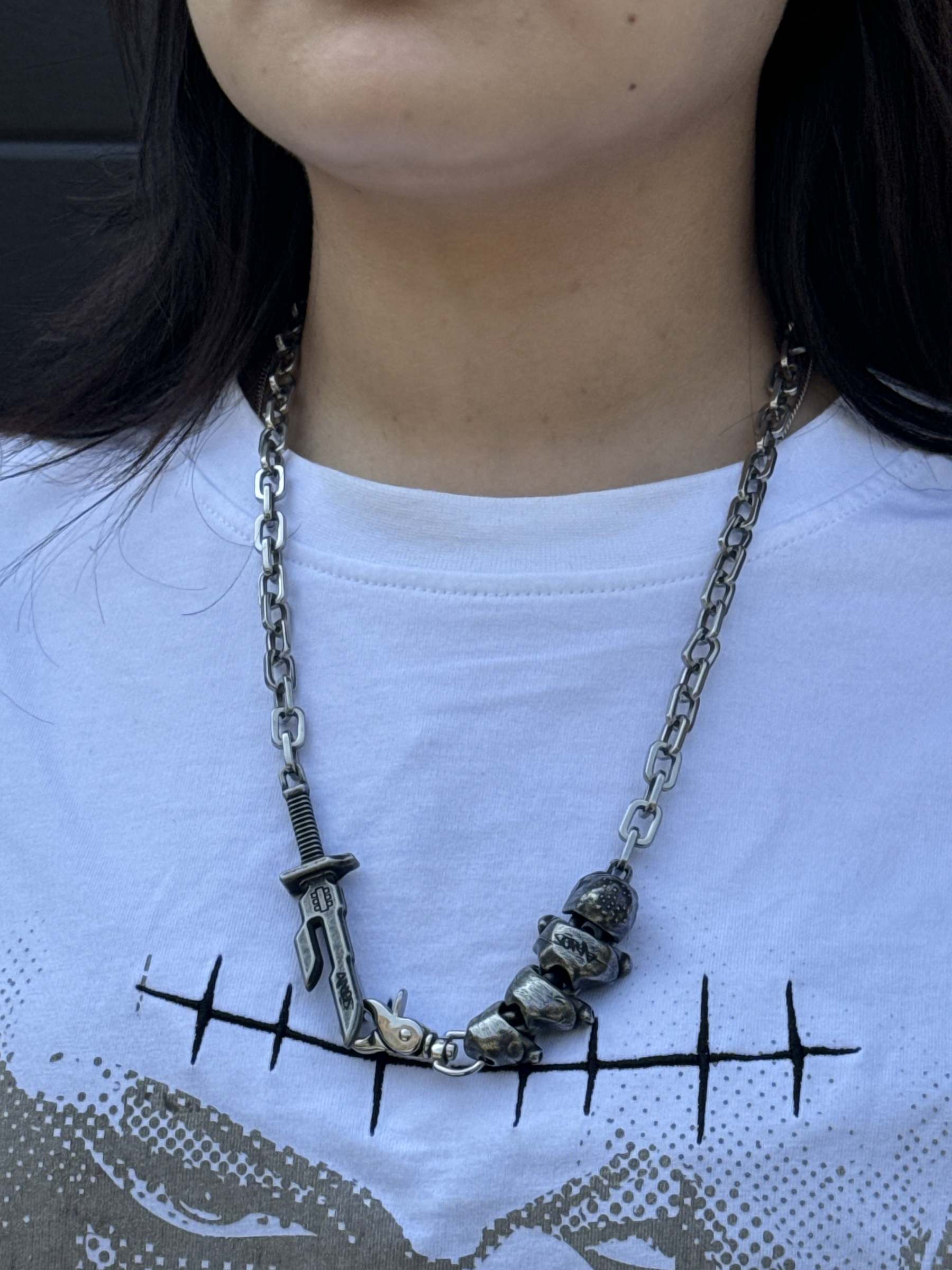 "BLADE" Wallet Chain-IYAMIUIO