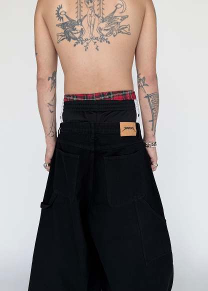 PITCH BLACK BAGGIEST-IYAMIUIO