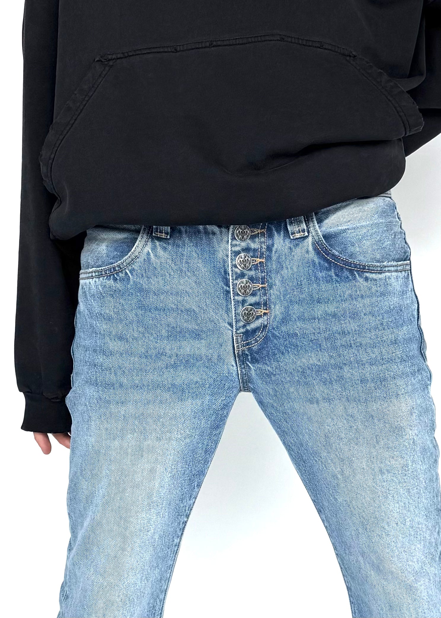 METAL FLARES-IYAMIUIO