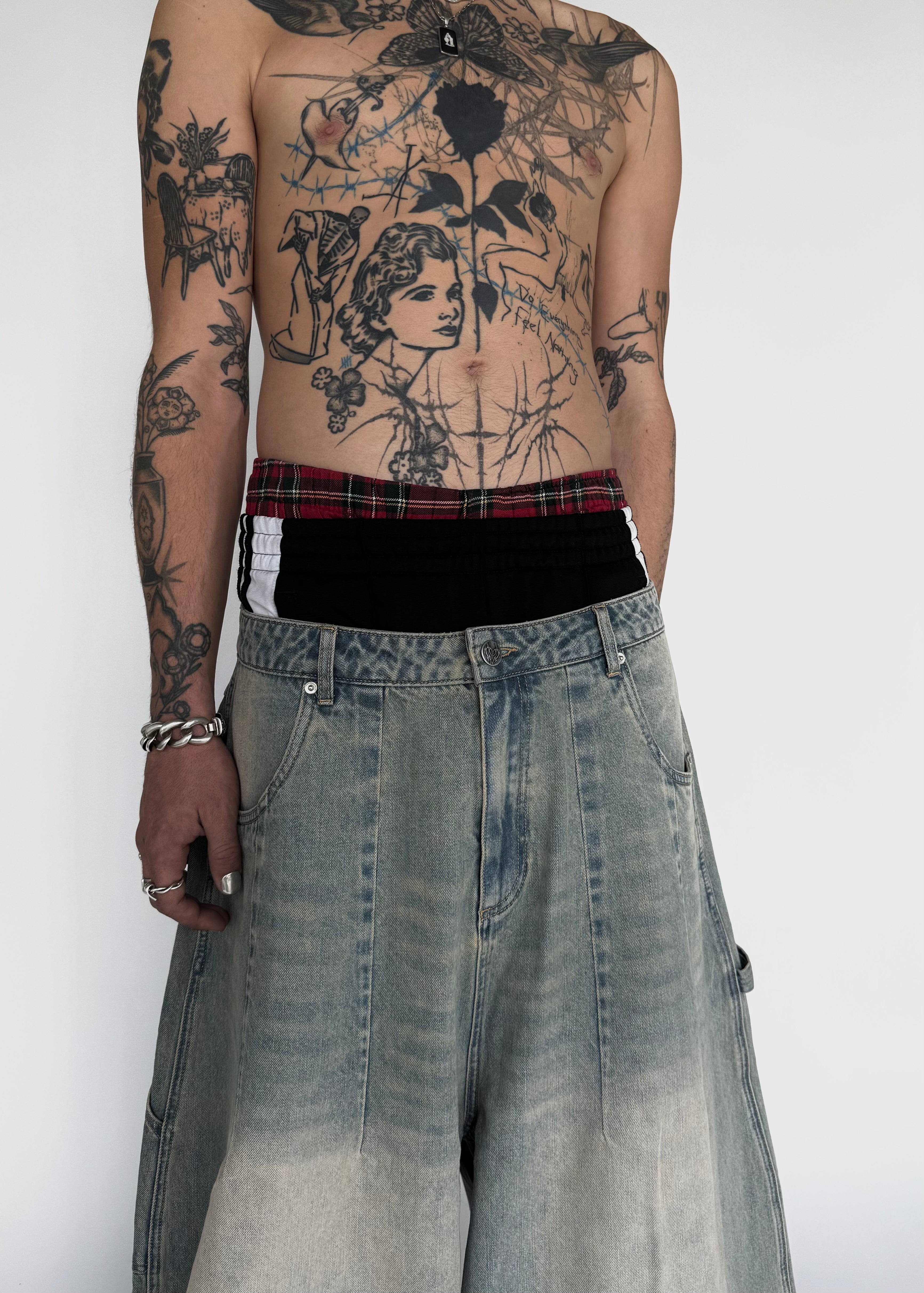 VINTAGE BAGGIEST-IYAMIUIO