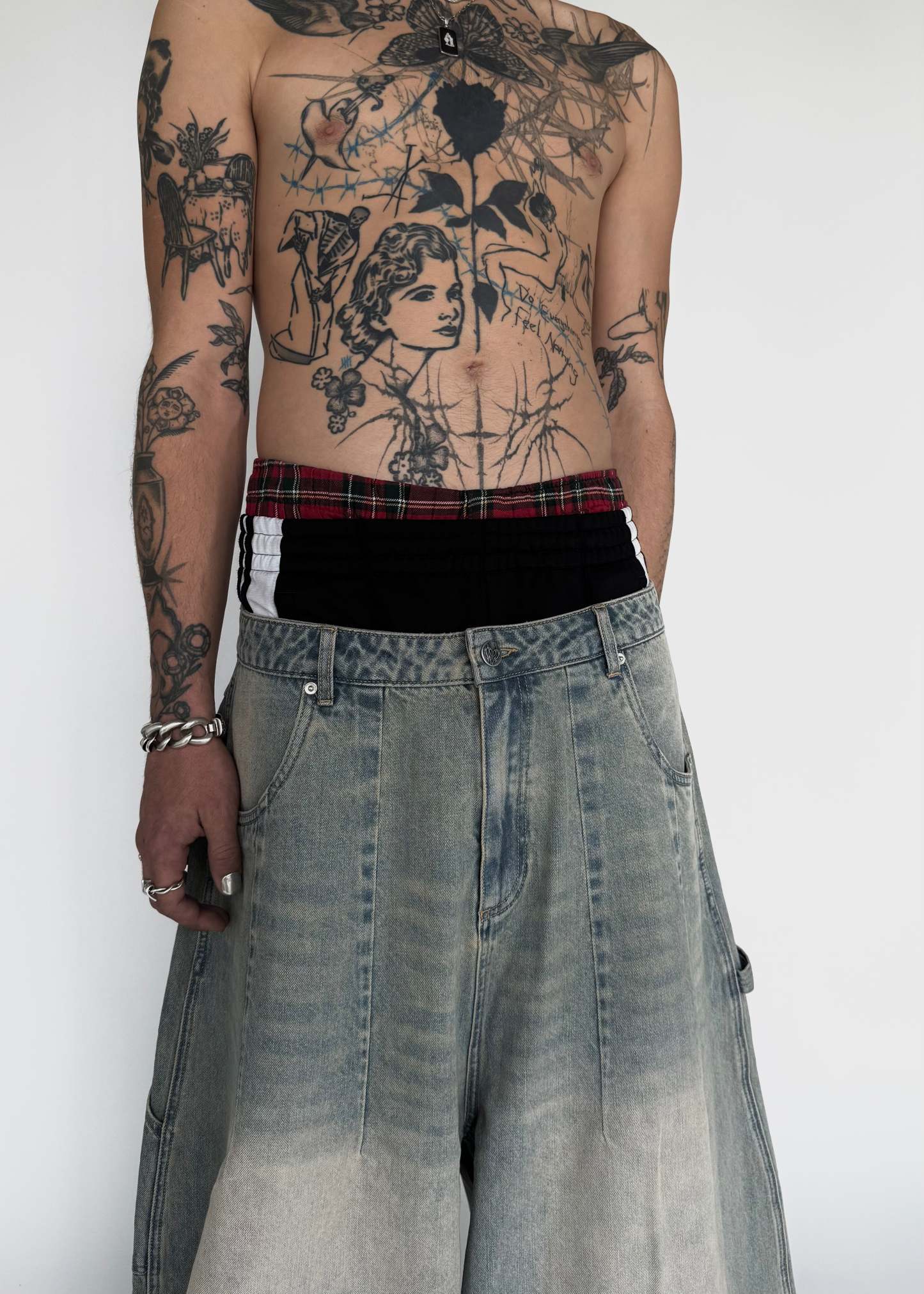 VINTAGE BAGGIEST-IYAMIUIO