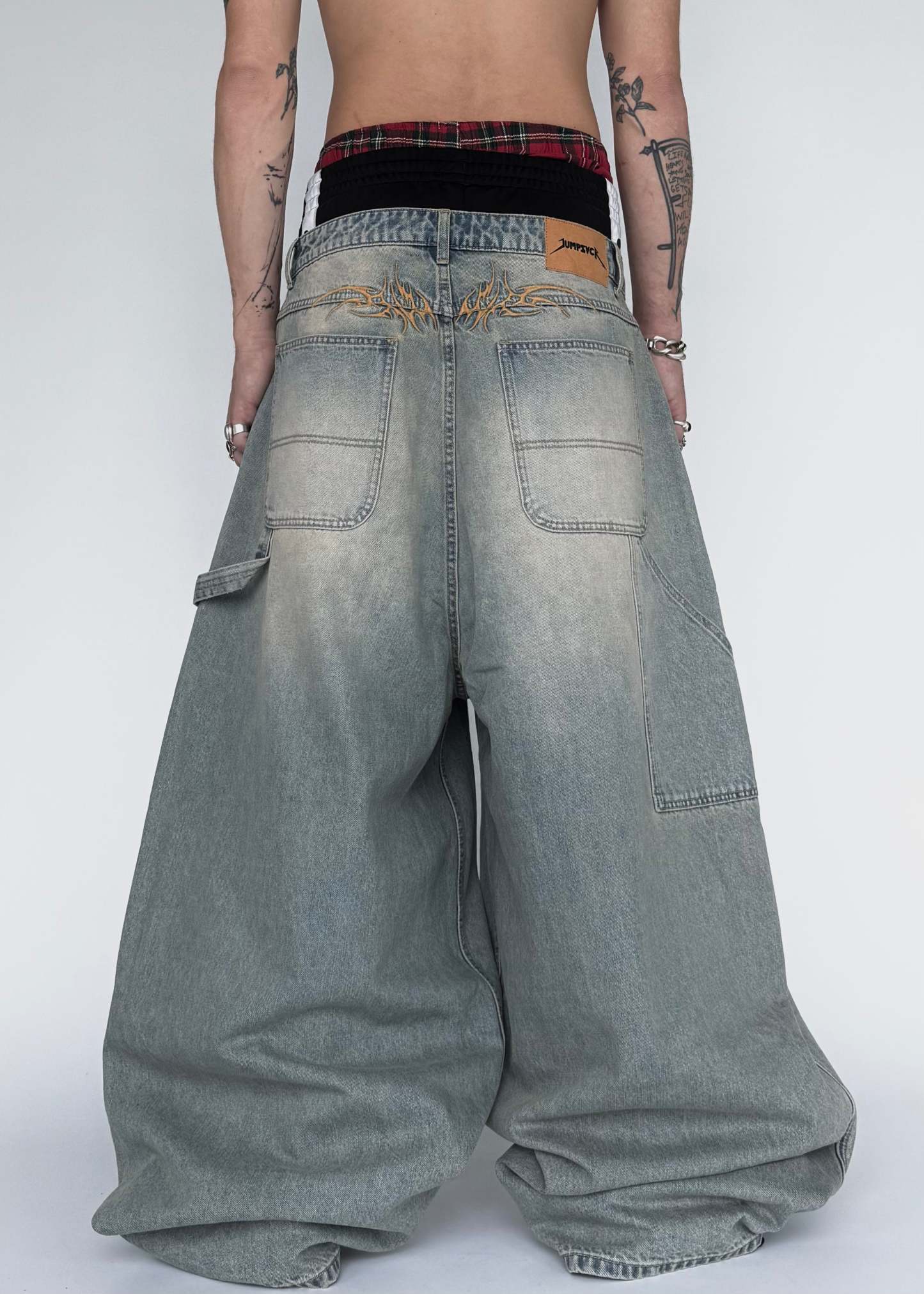 VINTAGE BAGGIEST-IYAMIUIO