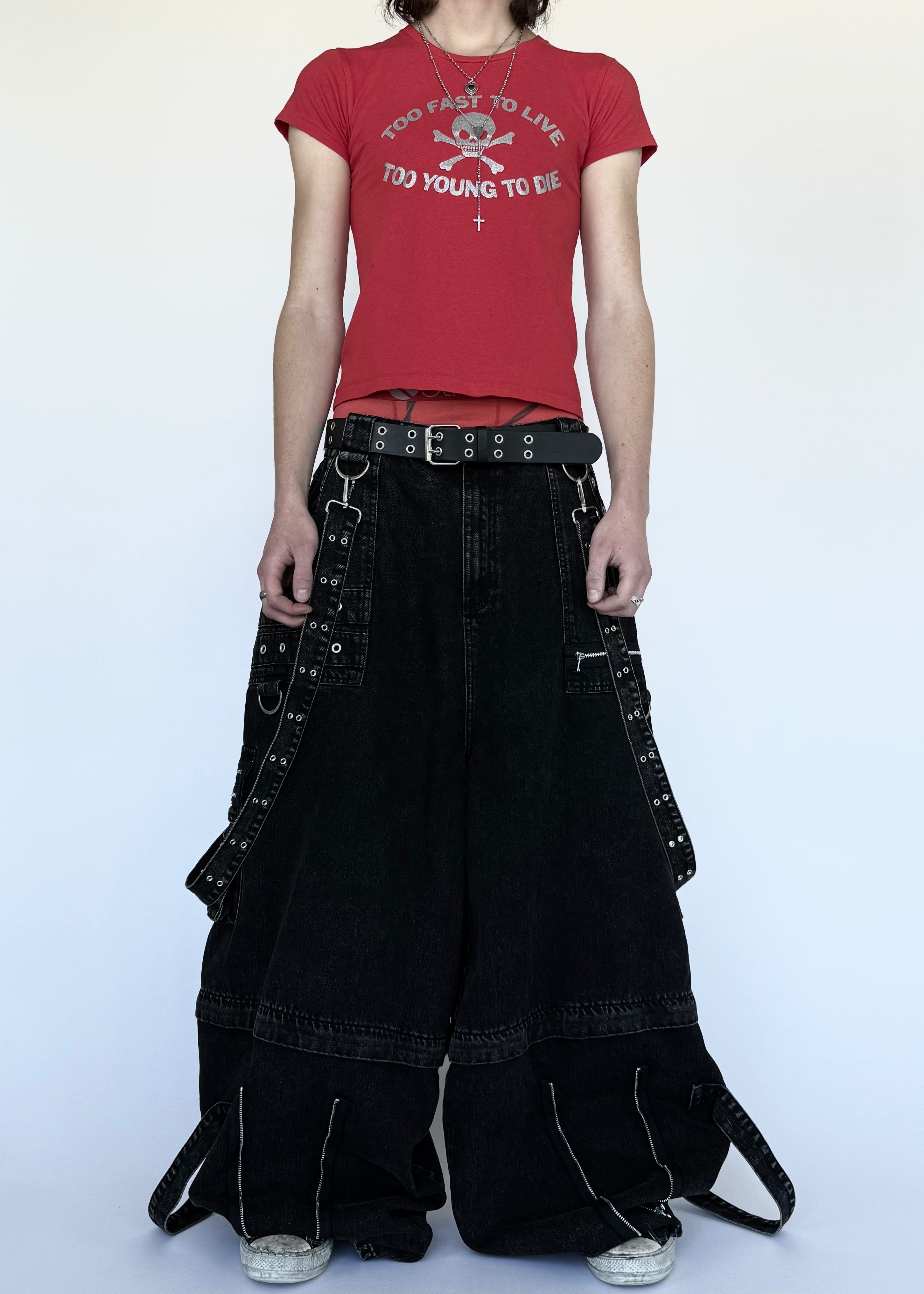 BAGGIEST RAVER - BLACK-IYAMIUIO